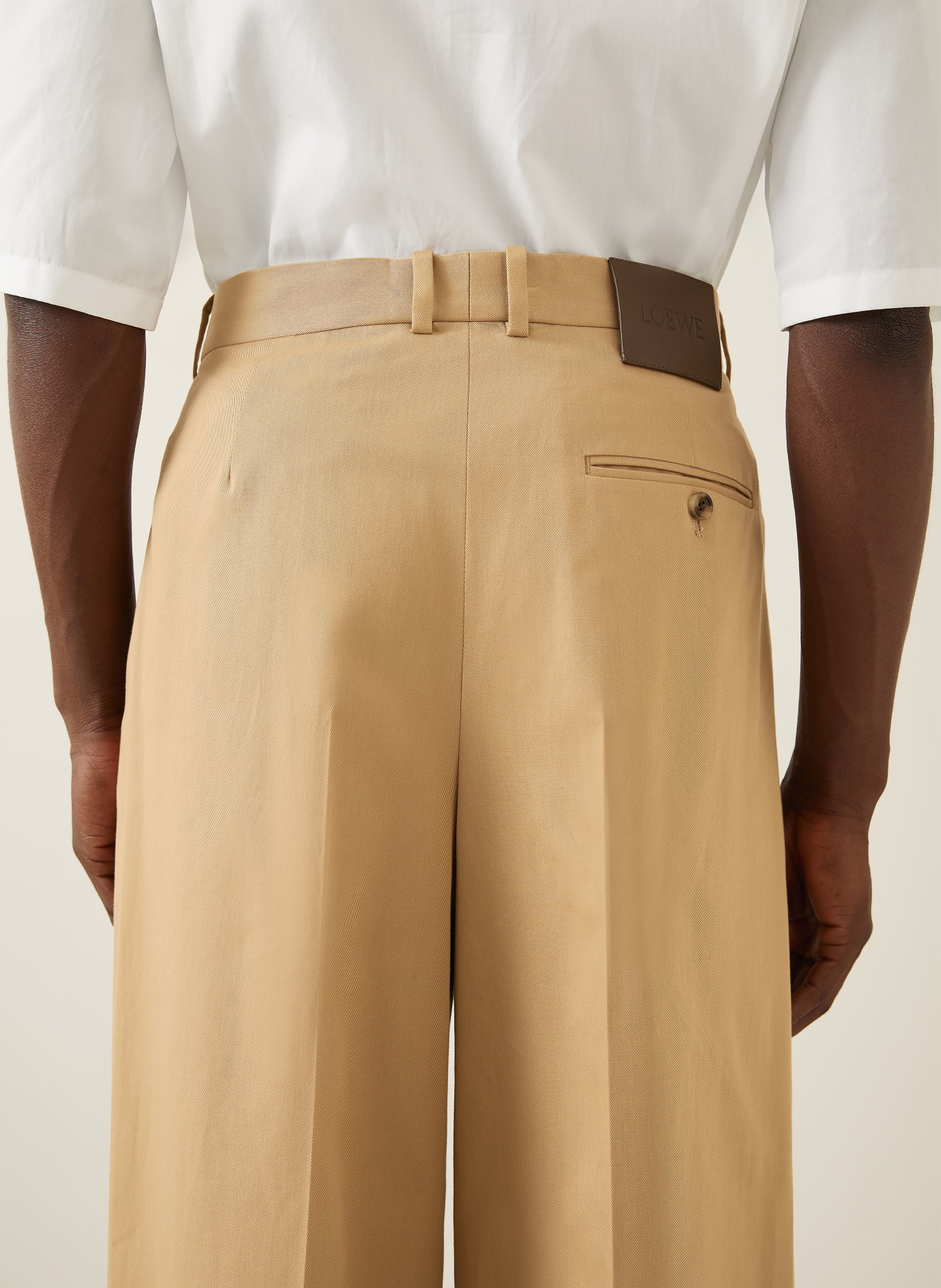 LOEWE Chino Regular Fit: HELLBRAUN