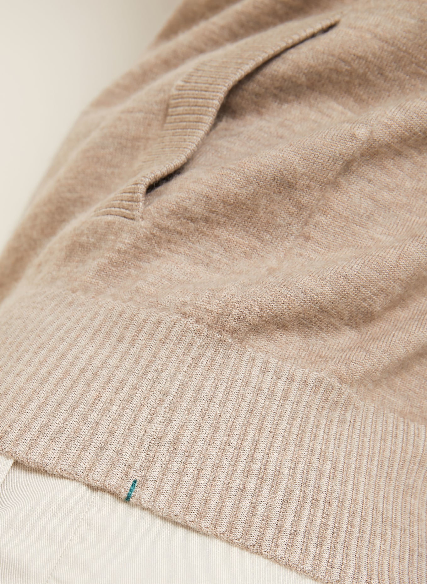 FIORONI Vest met kasjmier: TAUPE