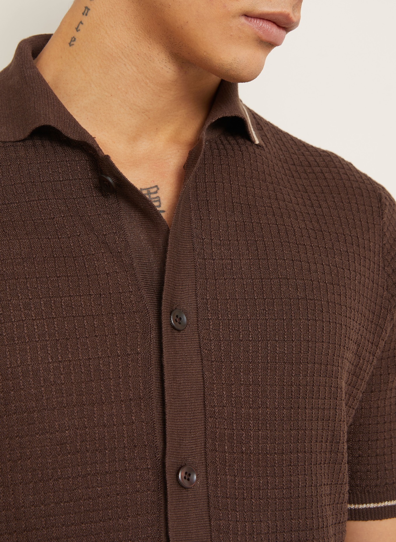 FIORONI Gebreid overhemd met extra slanke pasvorm en linnen: MARRON FONCÉ