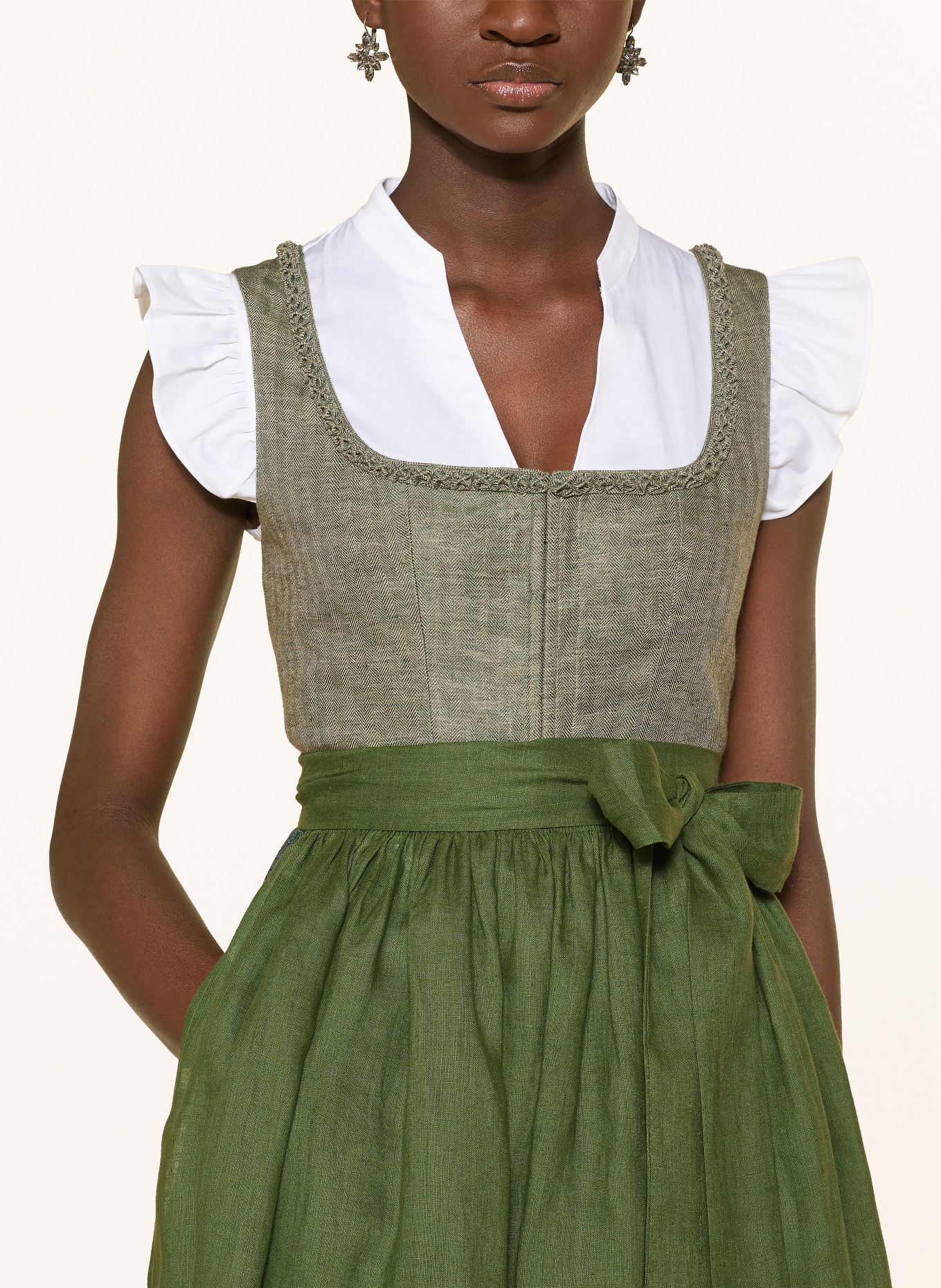 Johann & Johanna Dirndl im Materialmix: DUNKELGRÜN / GRÜN / WEISS
