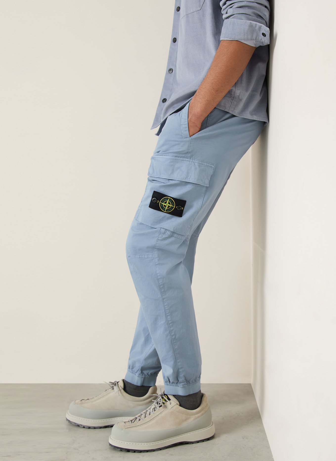 STONE ISLAND Pantalon cargo coupe extra slim: BLEU