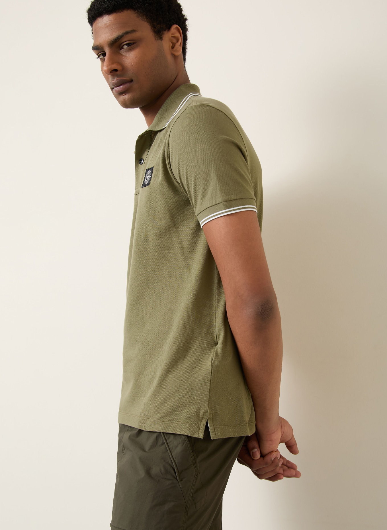 STONE ISLAND Piqué-Poloshirt: OLIV / WEISS / SCHWARZ