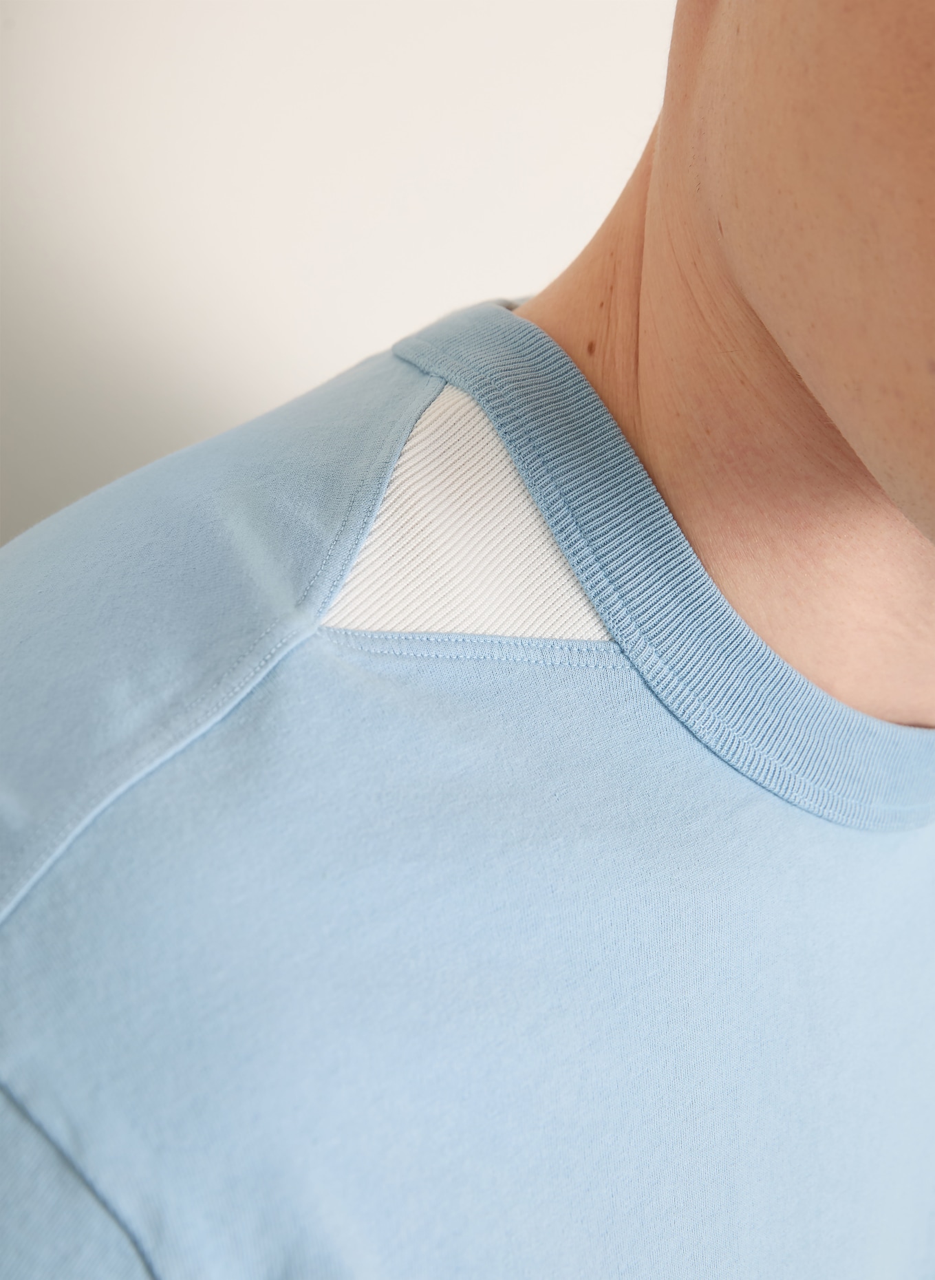 STONE ISLAND T-shirt: LICHTBLAUW / WIT