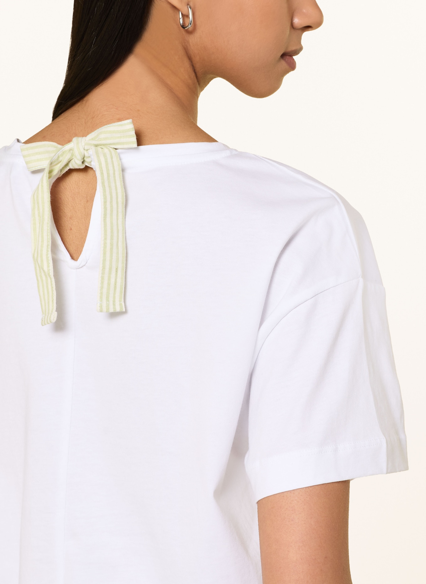 MORE & MORE T-shirt met sieradenparels: WIT / GROEN