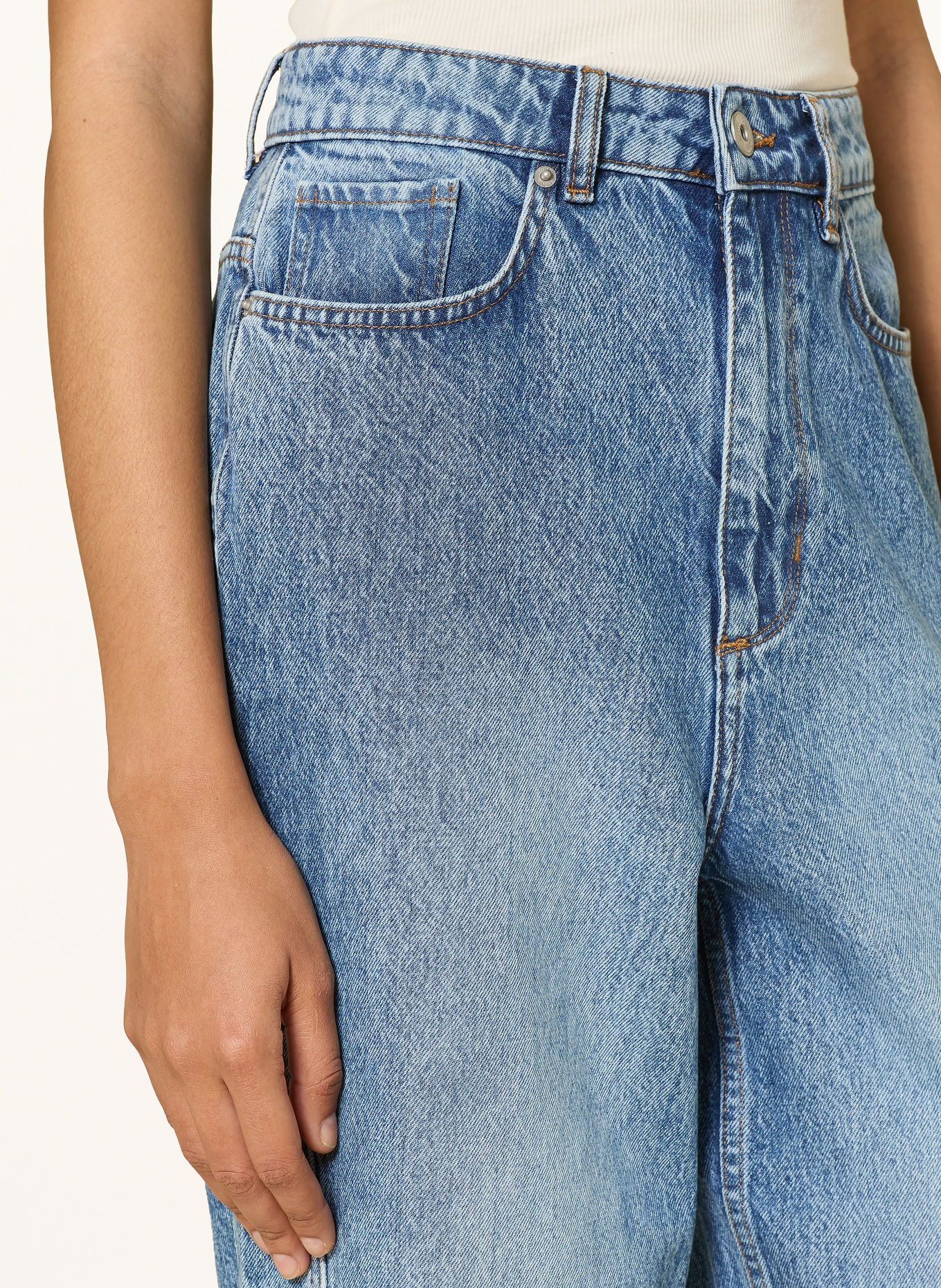 ICHI Cropped Jeans IHOBINNE: 900000273 DENIM LIGHT BLUE STONEWASHED