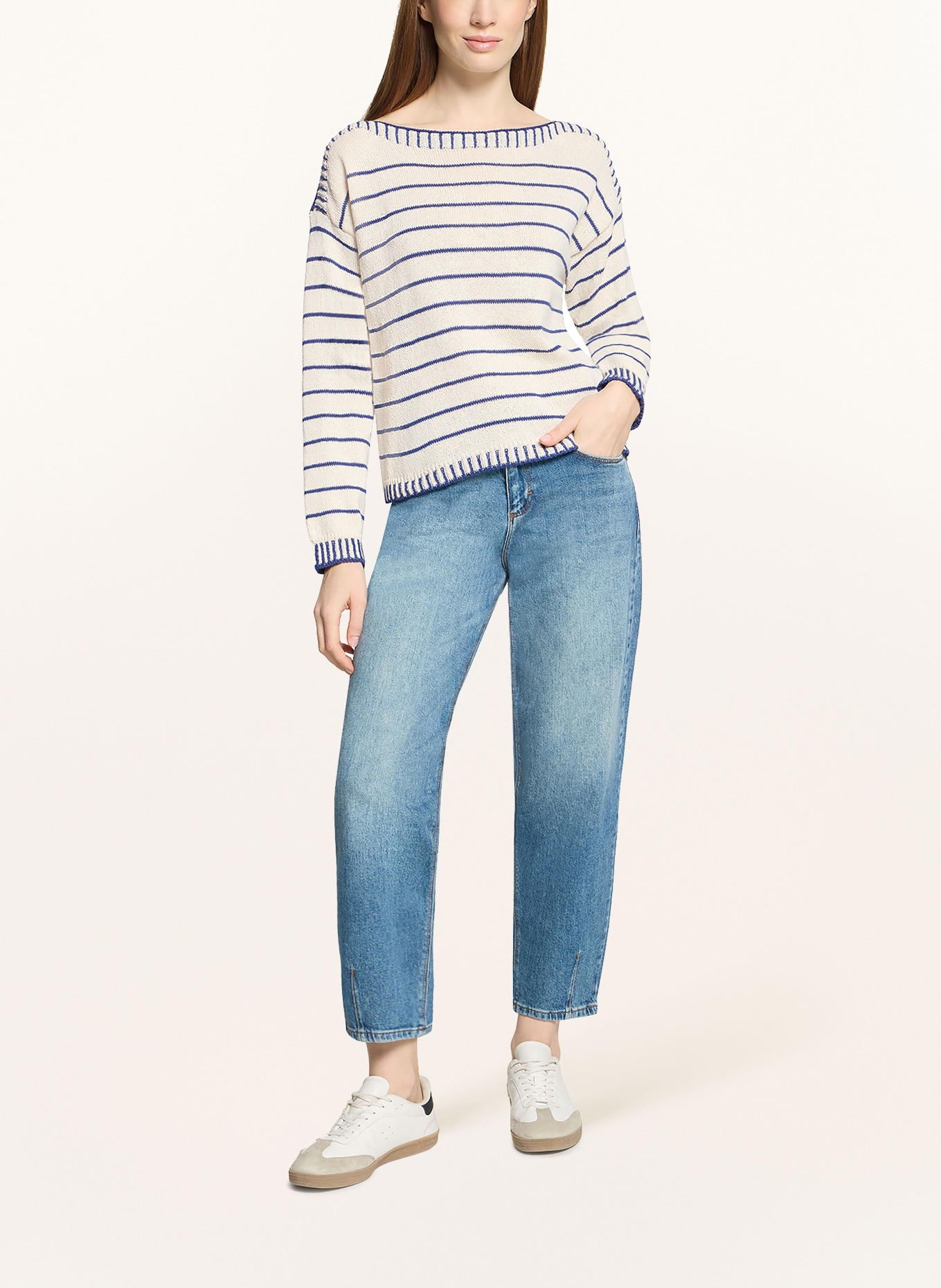 CARTOON Trui: CRÈME / DONKERBLAUW