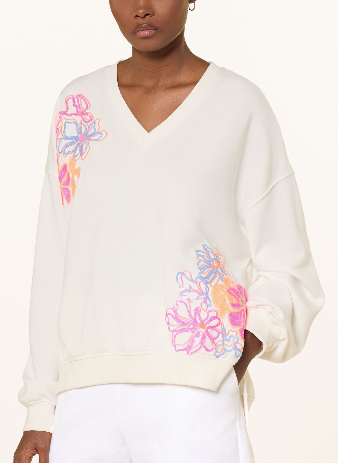 Smith & Soul Sweat-shirt à paillettes: BLANC / ROSE FUCHSIA / BLEU CLAIR