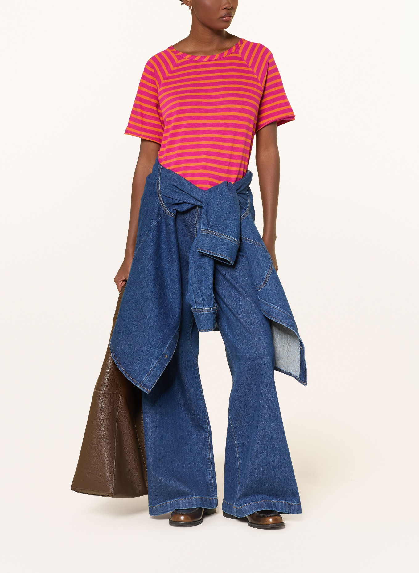 Smith & Soul T-Shirt: ORANGE / PINK