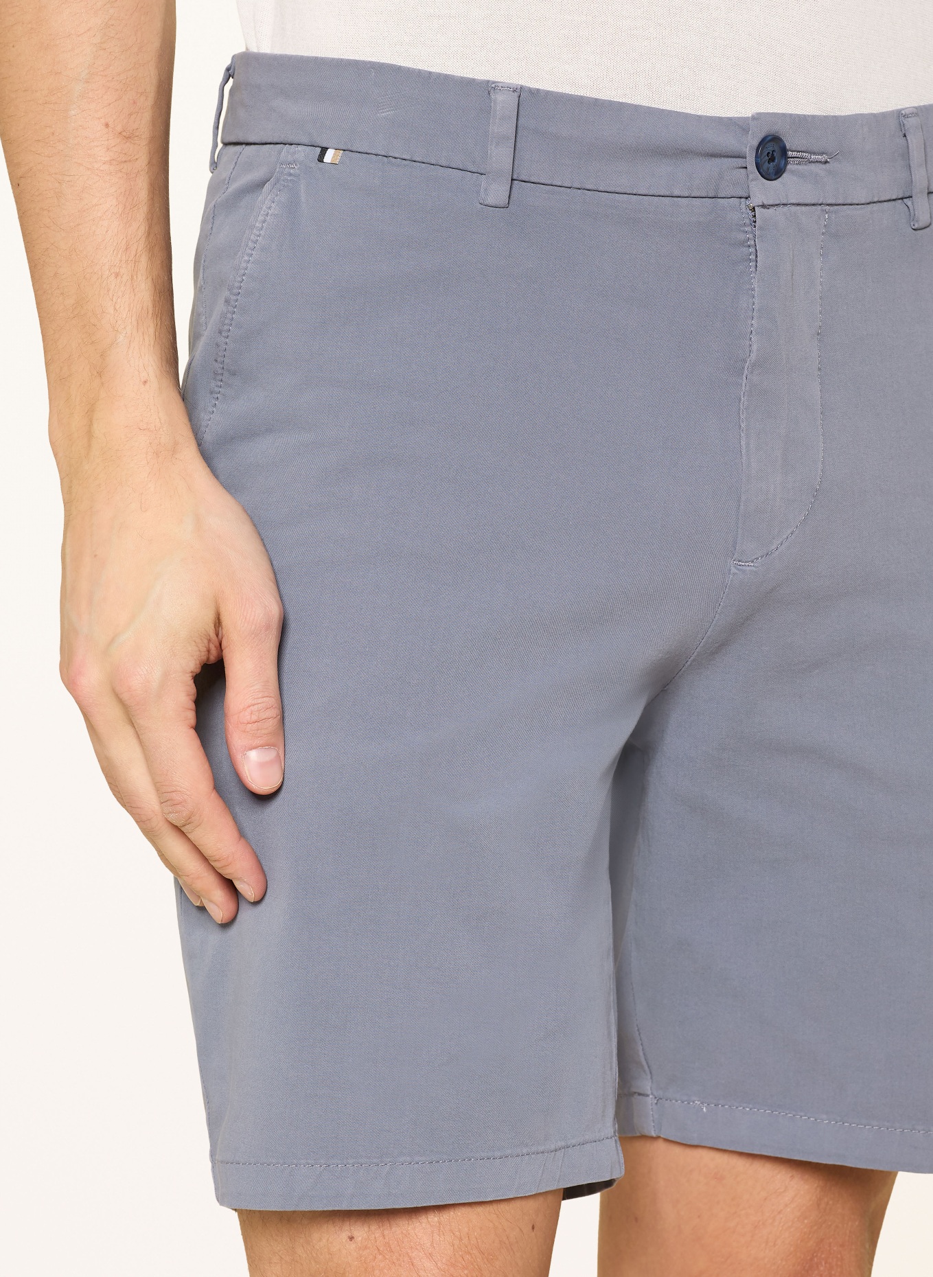 BOSS Short chino KANE Coupe moderne régulière: BLEU CLAIR