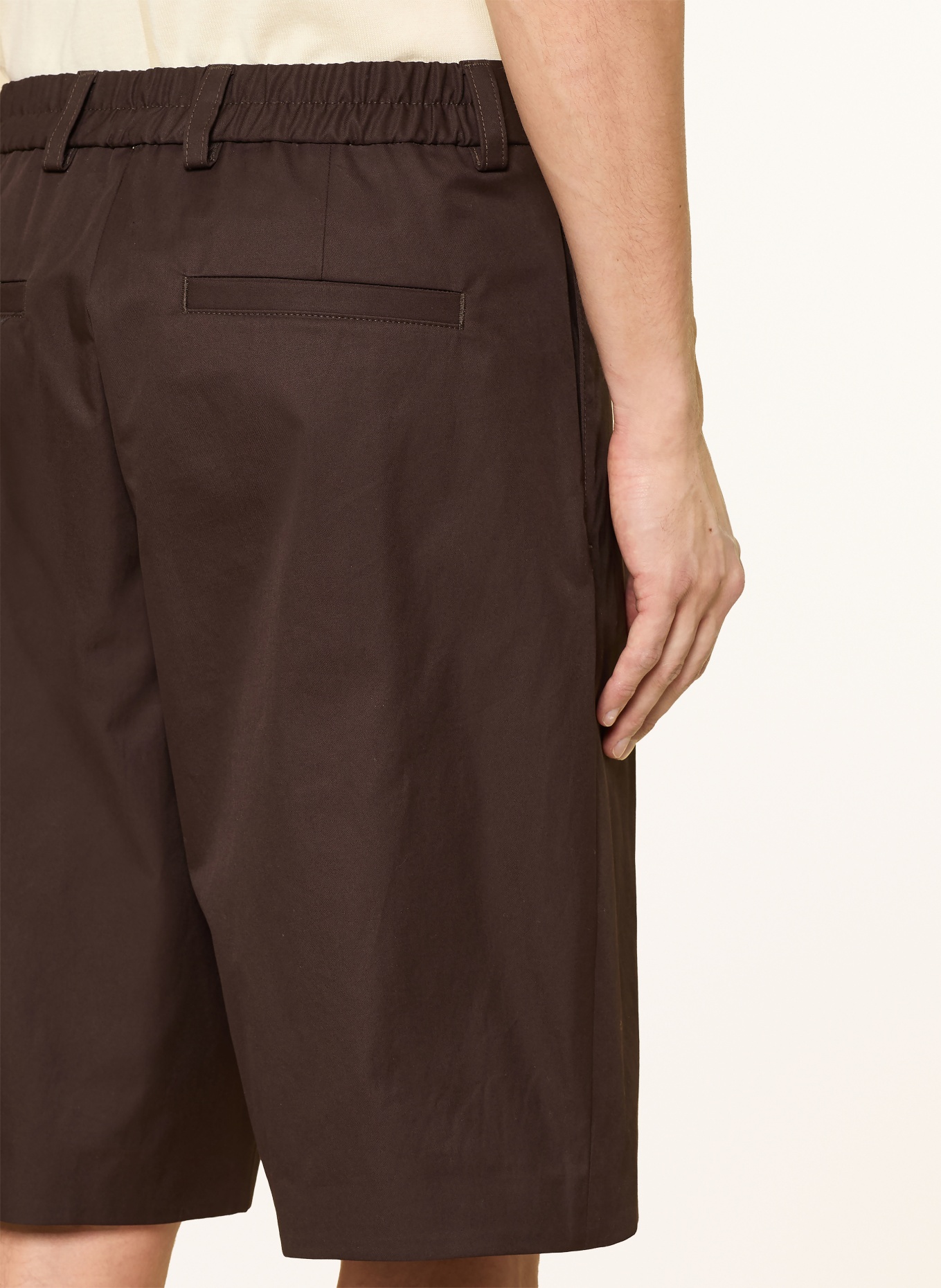 BOSS Shorts: DUNKELBRAUN