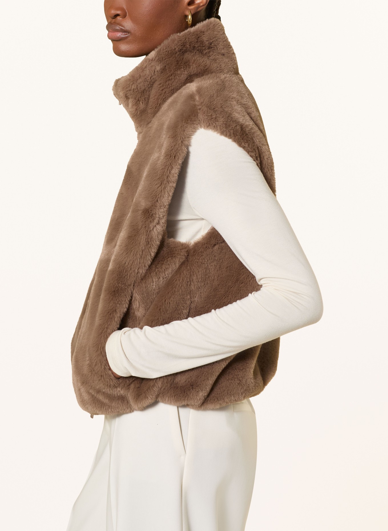 darling harbour Kunstfell-Weste: TOFFEE