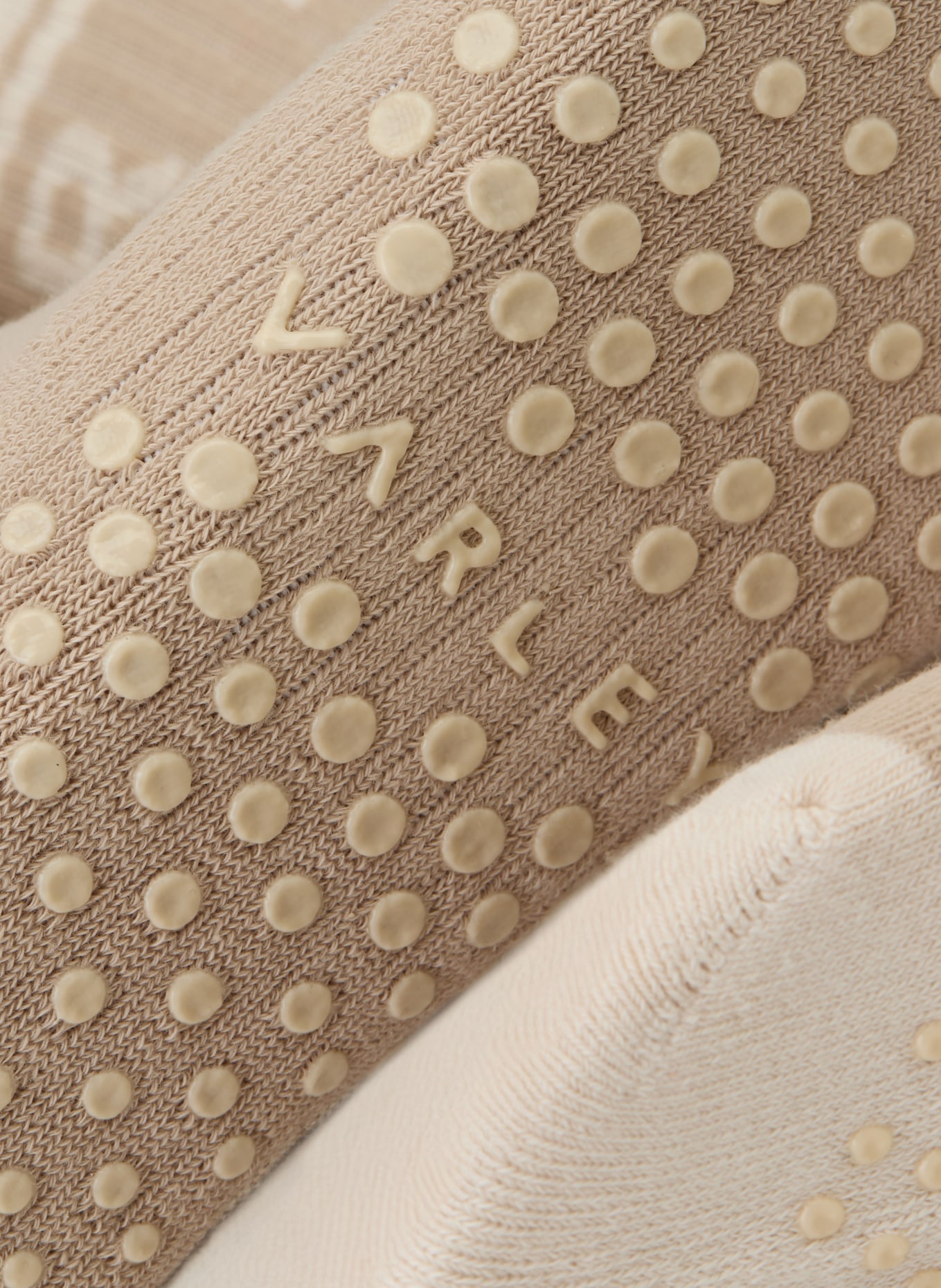 VARLEY Yoga- und Pilatessocken KENDRICK: BEIGE / HELLBRAUN