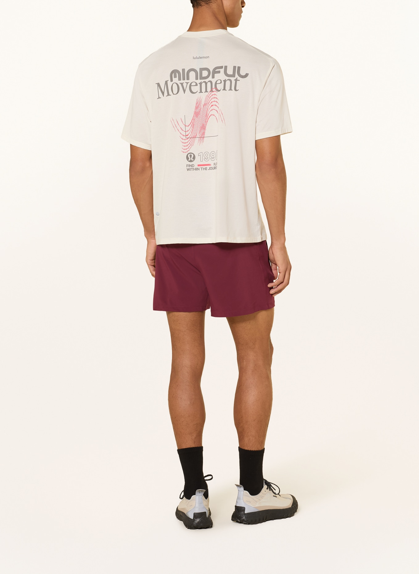 lululemon 2-in-1 Laufshorts PACE BREAKER: DUNKELROT