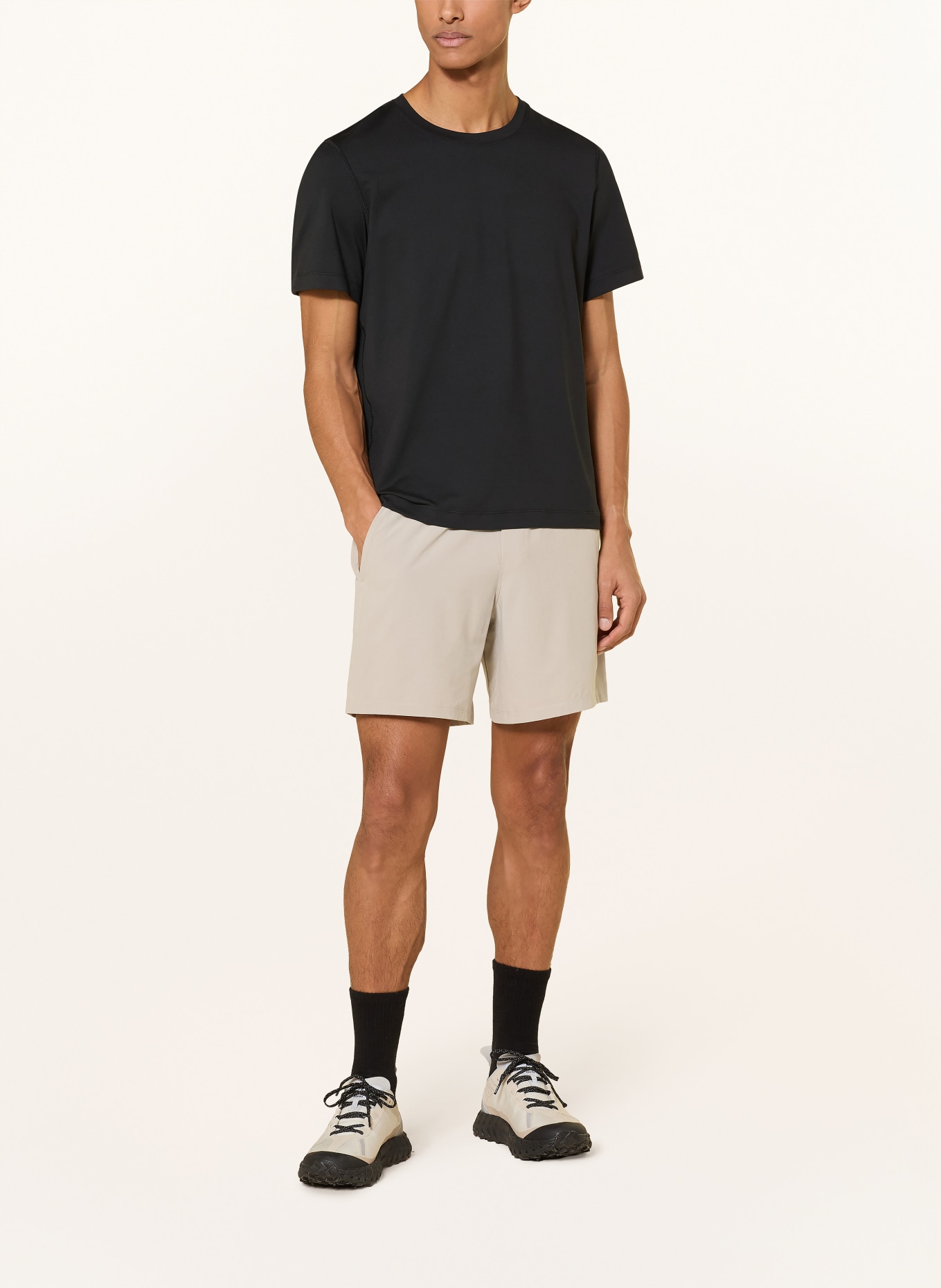 lululemon Laufshorts PACE BREAKER: BEIGE