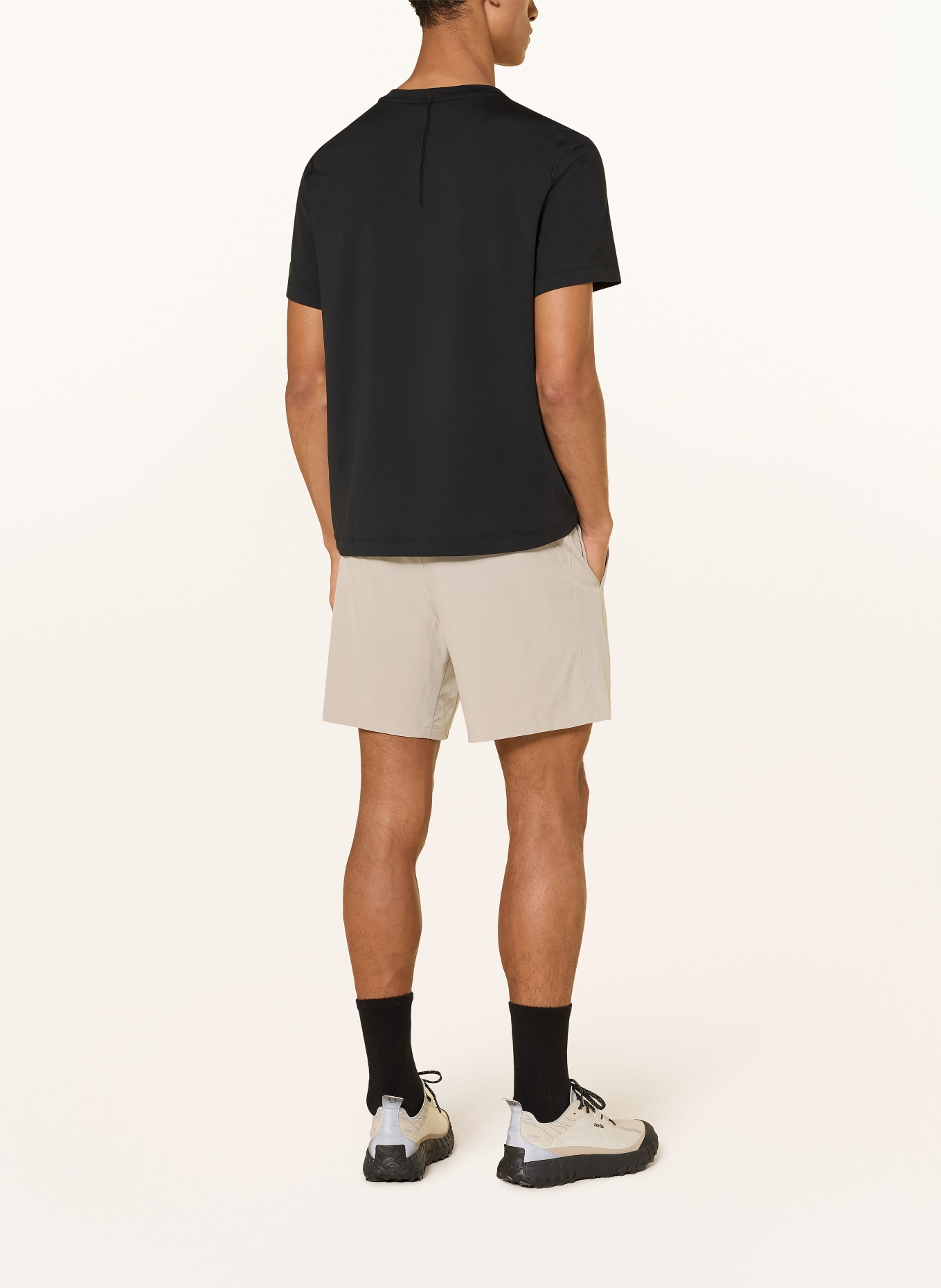 lululemon Laufshorts PACE BREAKER: BEIGE