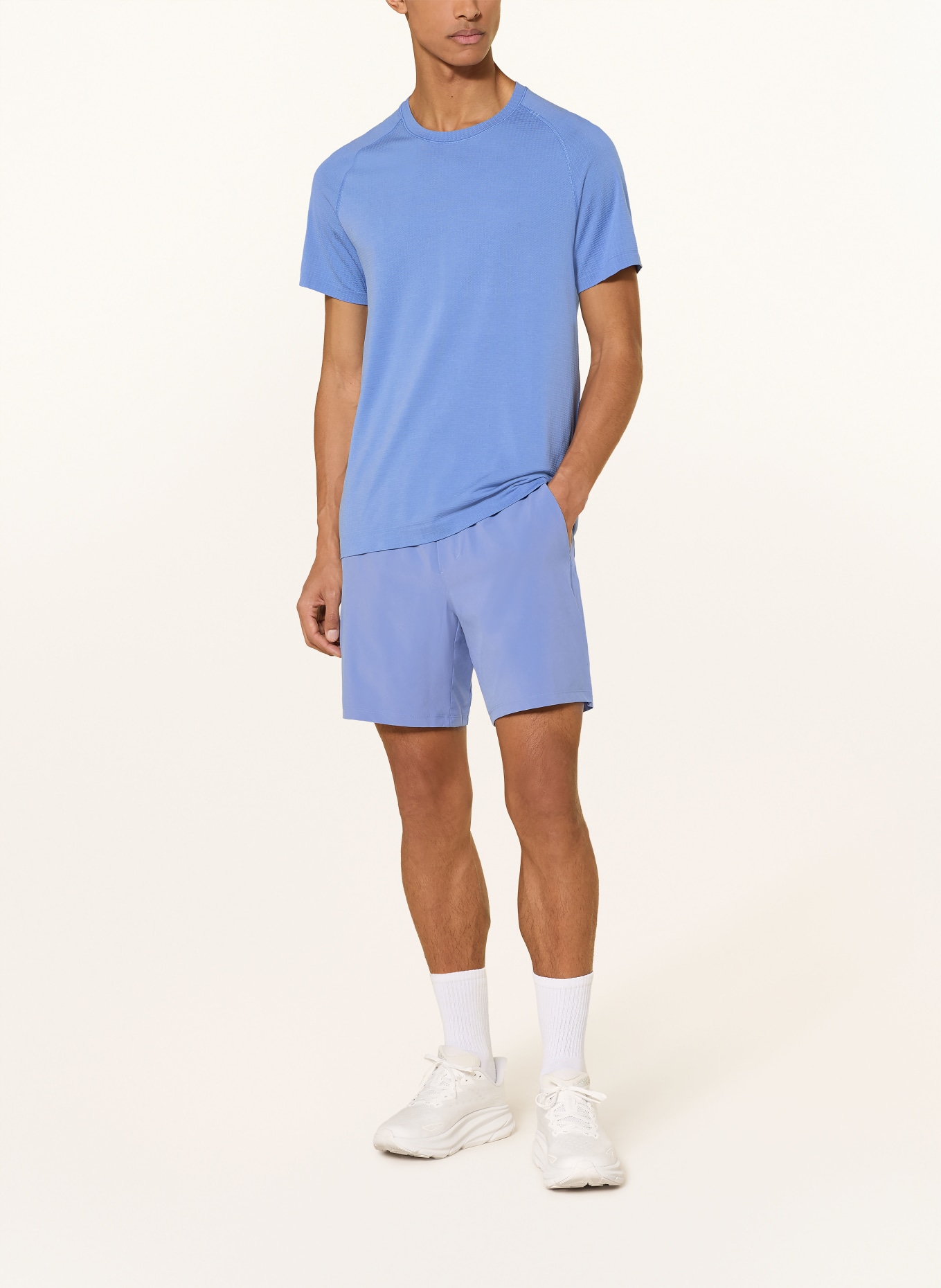 lululemon Trainingsshirt METAL VENT: HELLBLAU