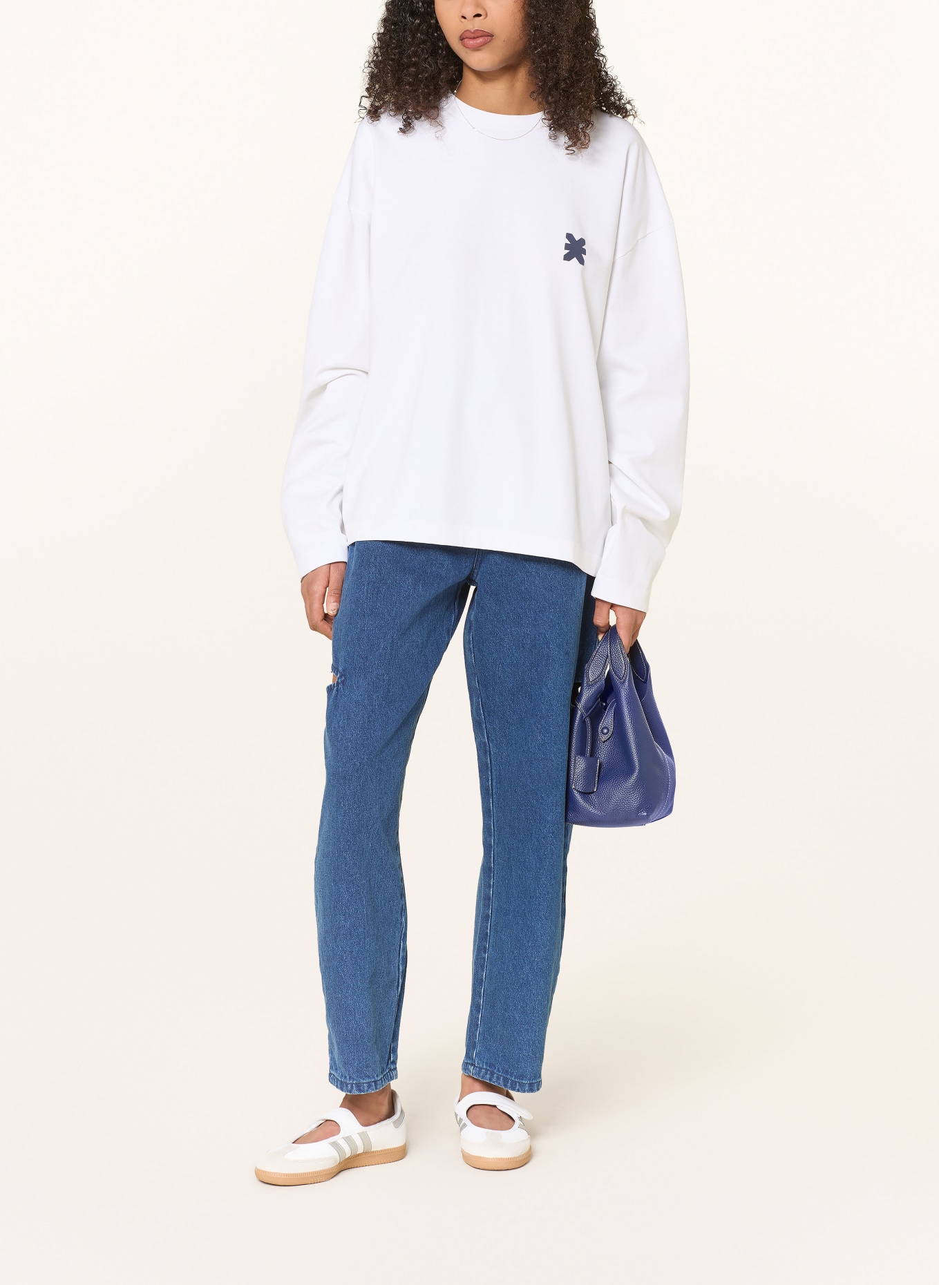 KARO KAUER T-shirt à manches longues: BLANC / BLEU