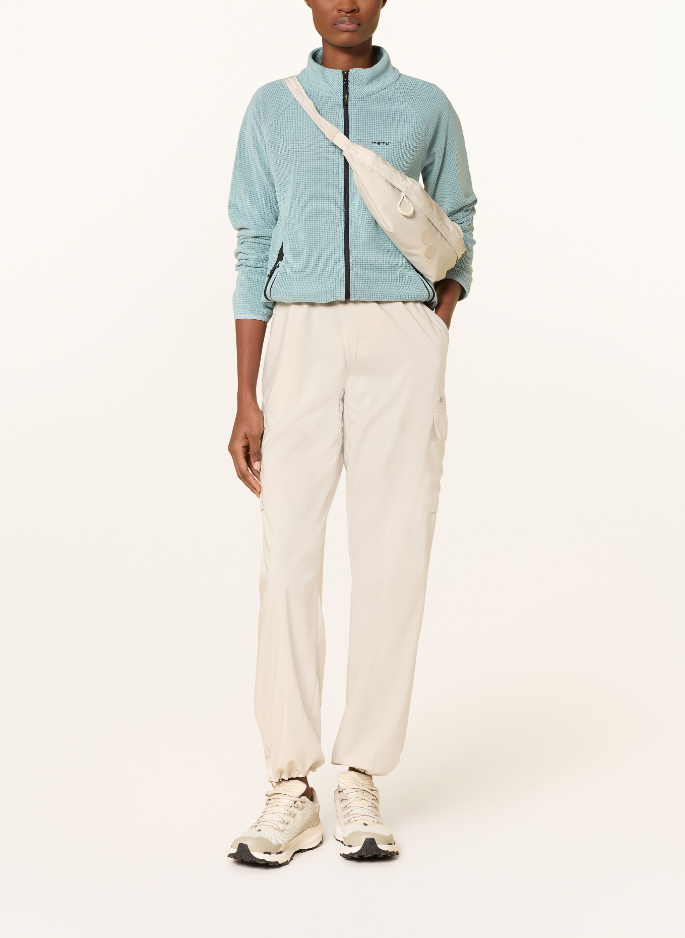 me°ru' Fleecejacke OHOPE: HELLBLAU