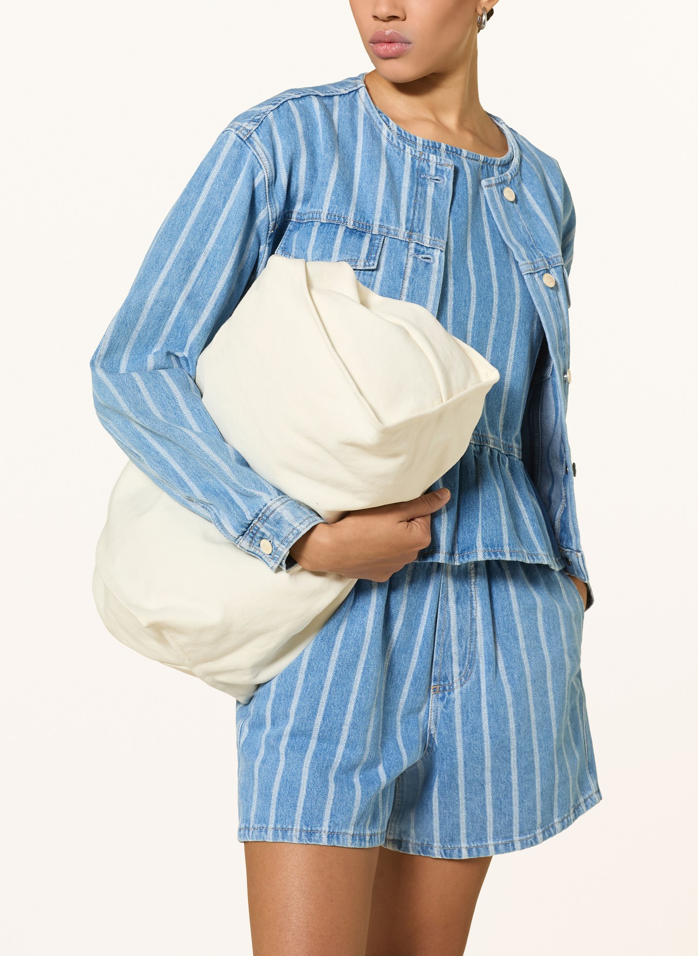 Marc O'Polo DENIM Jeansshort: 4928 Medium Blue_Multi_01