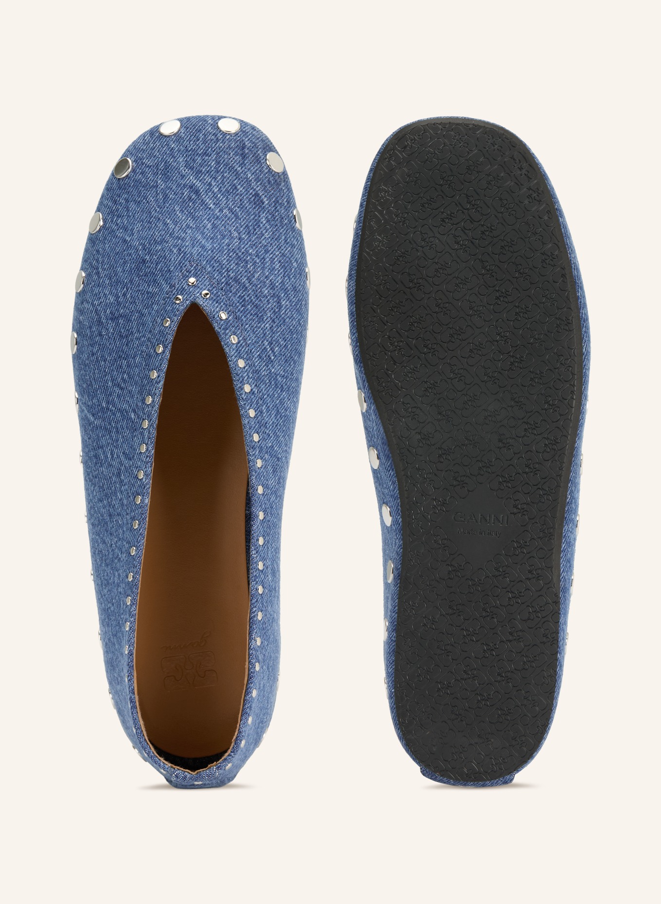 GANNI Ballerinas JENNY in Jeansoptik mit Nieten: BLAU / SILBER