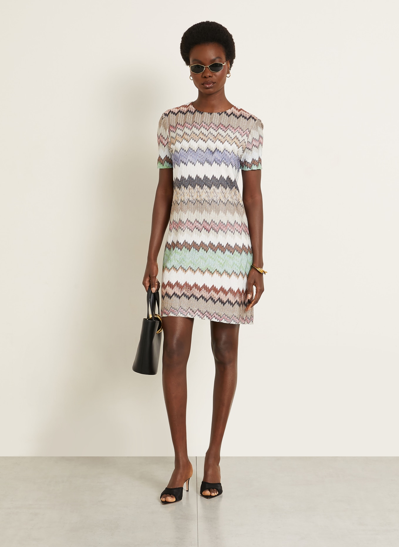 MISSONI Pletené šaty s třpytivou přízí: BÉŽOVÁ / SVĚTLE ČERVENÁ / BÍLÁ