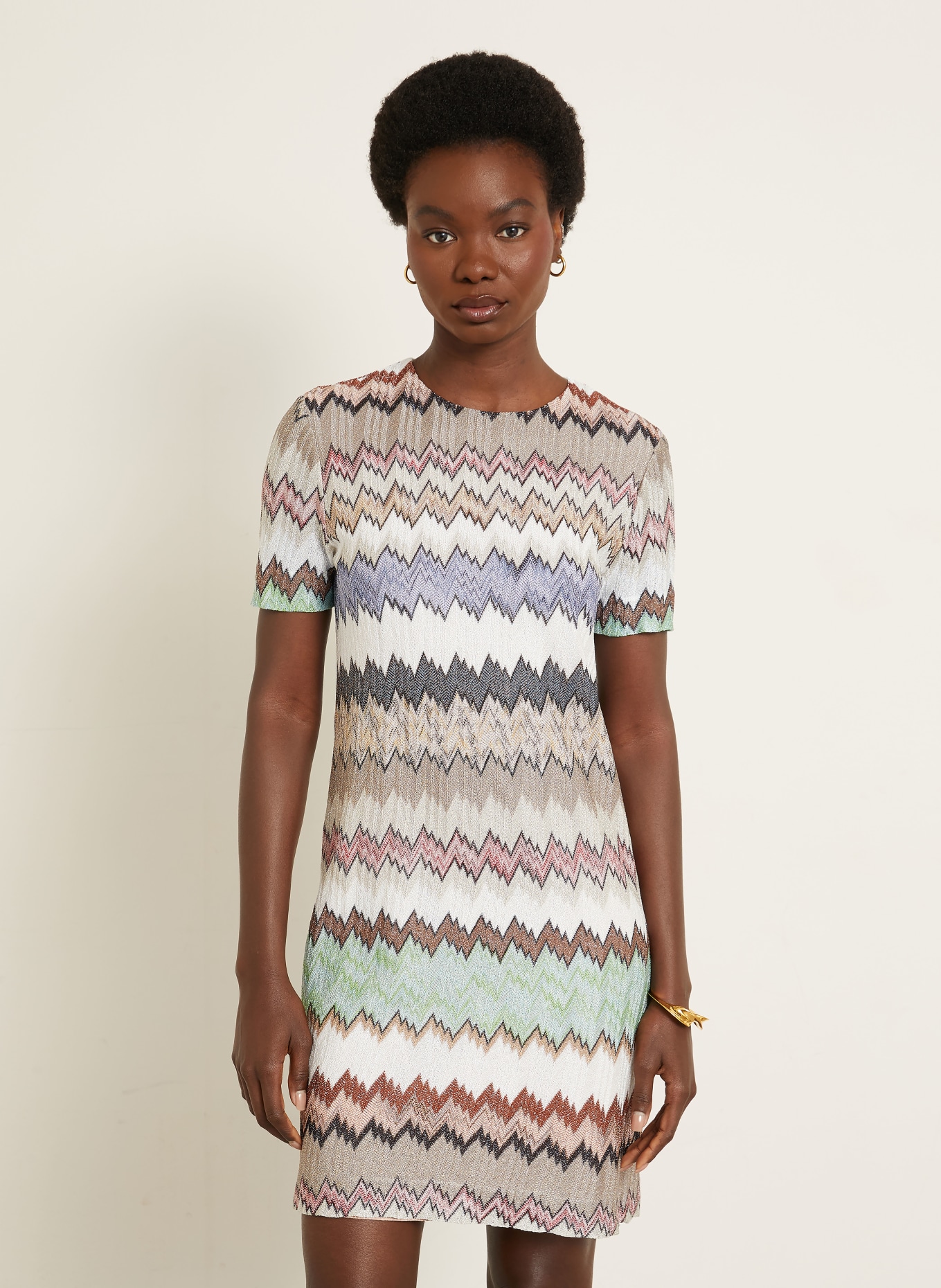 MISSONI Pletené šaty s třpytivou přízí: BÉŽOVÁ / SVĚTLE ČERVENÁ / BÍLÁ