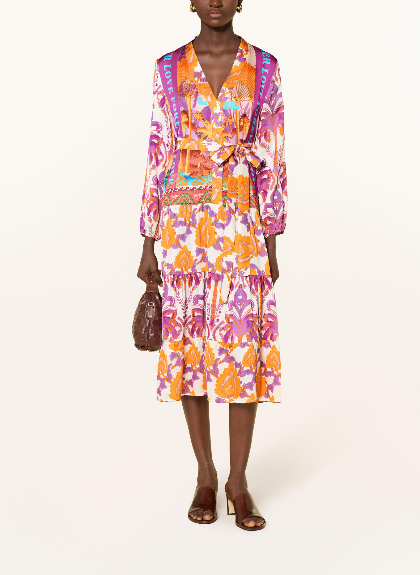 miss goodlife robe: CRÈME / ROSE FUCHSIA / ORANGE