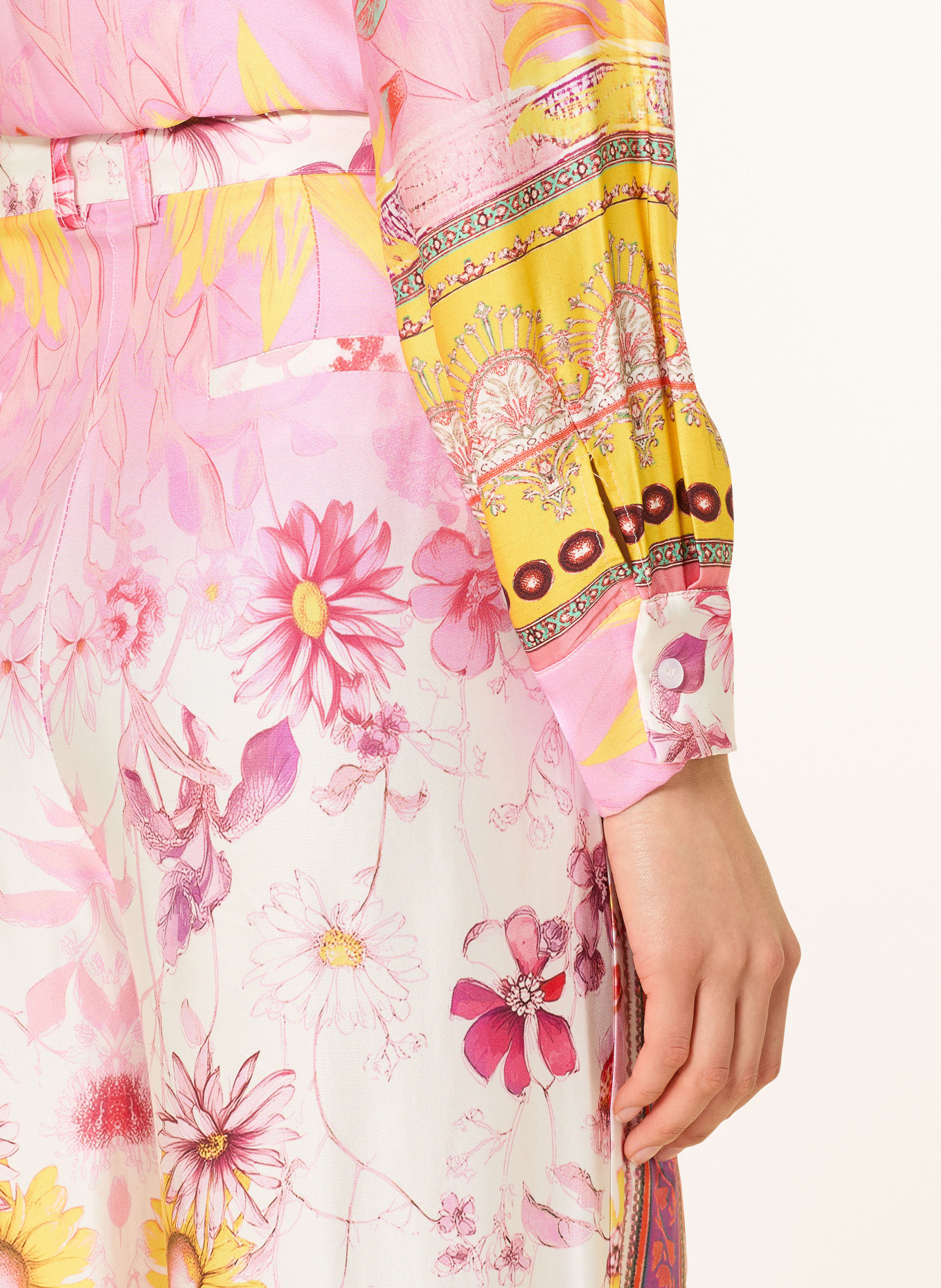 miss goodlife Marlenehose aus Satin: WEISS / ROSA / GELB