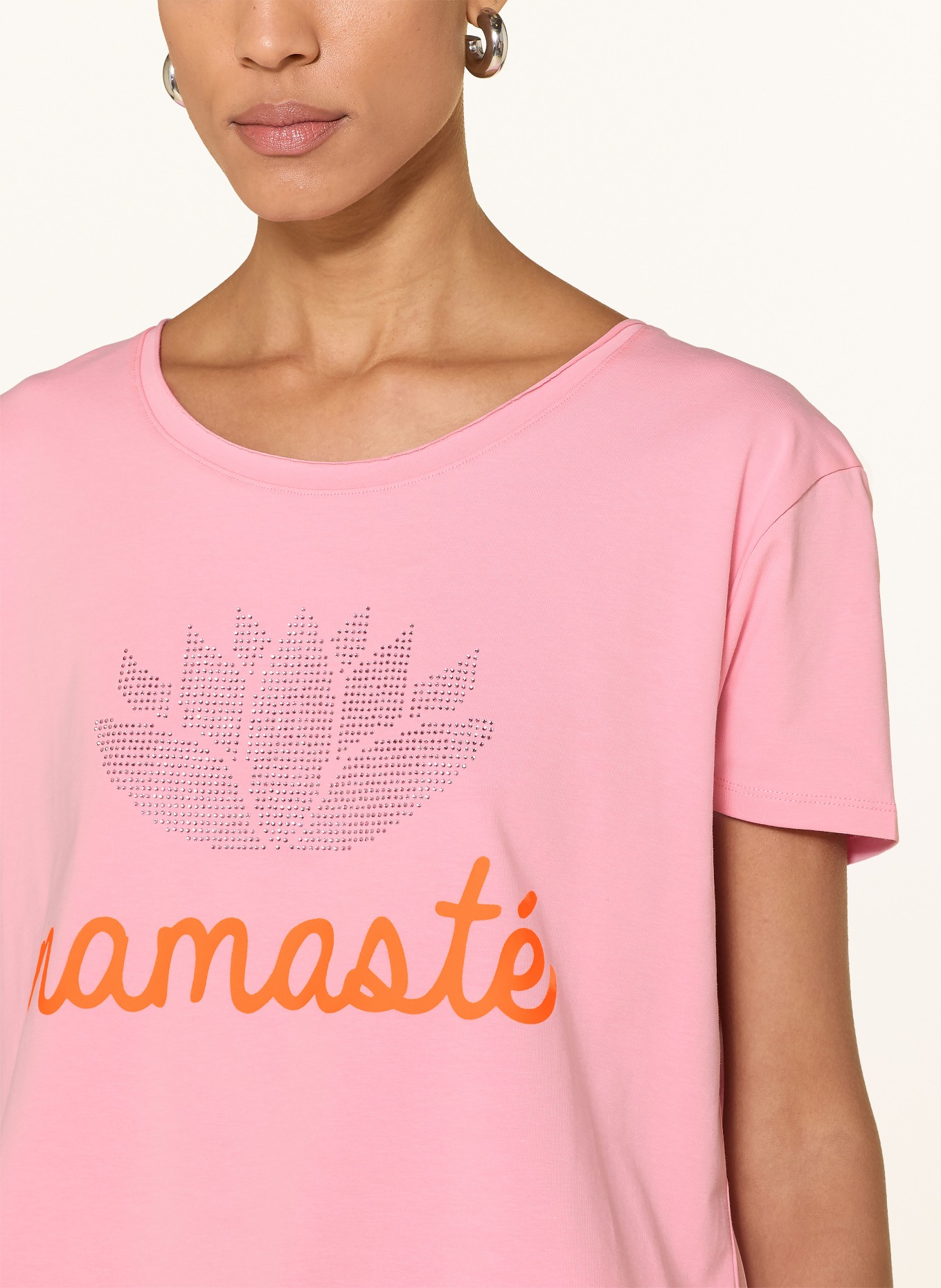miss goodlife T-shirt NAMASTE met sierstenen: ROZE / NEONORANJE