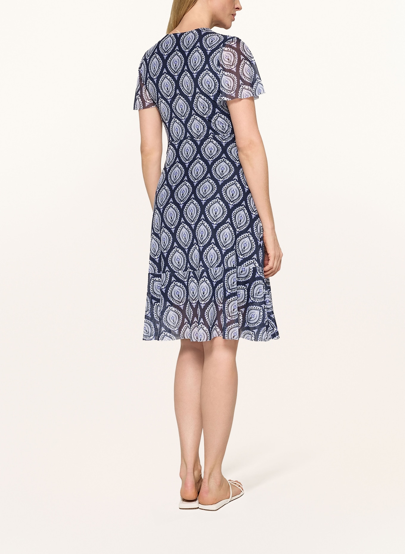 CARTOON Mesh-Kleid mit Volants: DUNKELBLAU / ECRU / LILA