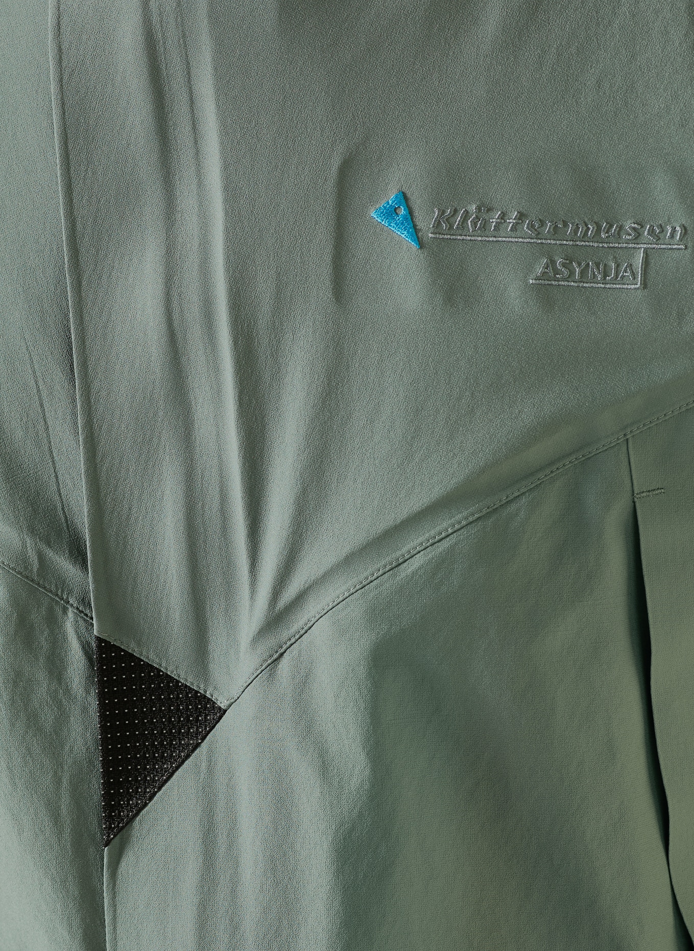 Klättermusen Hardshell-Jacke ASYNJA: GRÜN