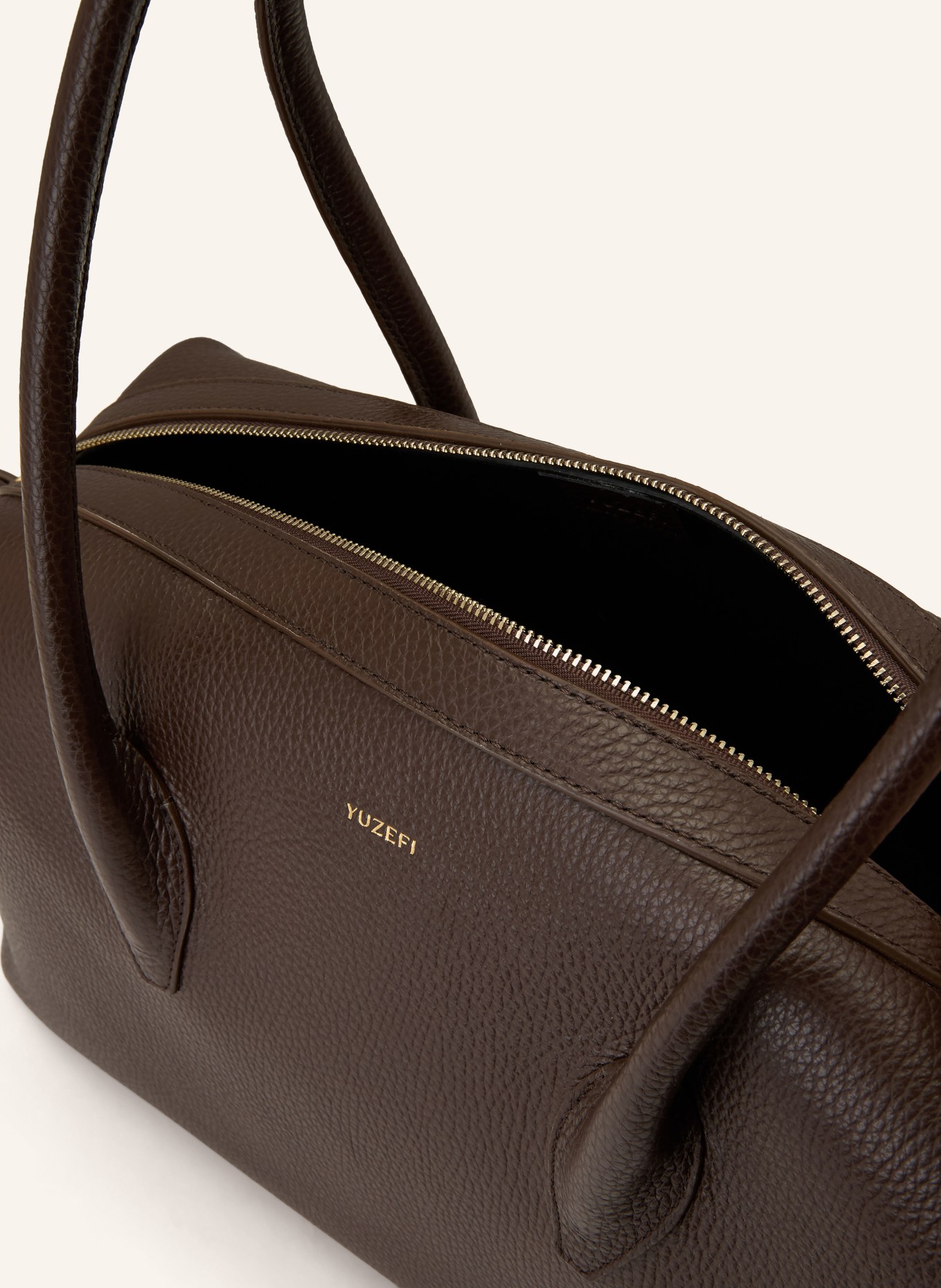 YUZEFI Schoudertas BRIOCHE DUFFLE: MARRON FONCÉ