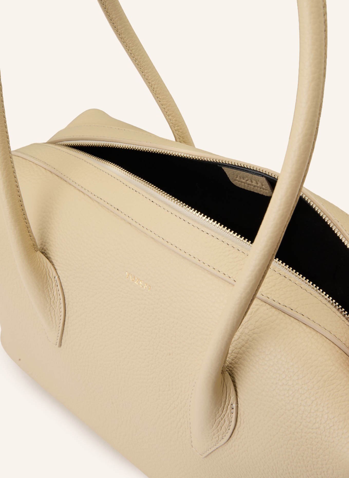 YUZEFI Schoudertas BRIOCHE DUFFLE: CRÈME