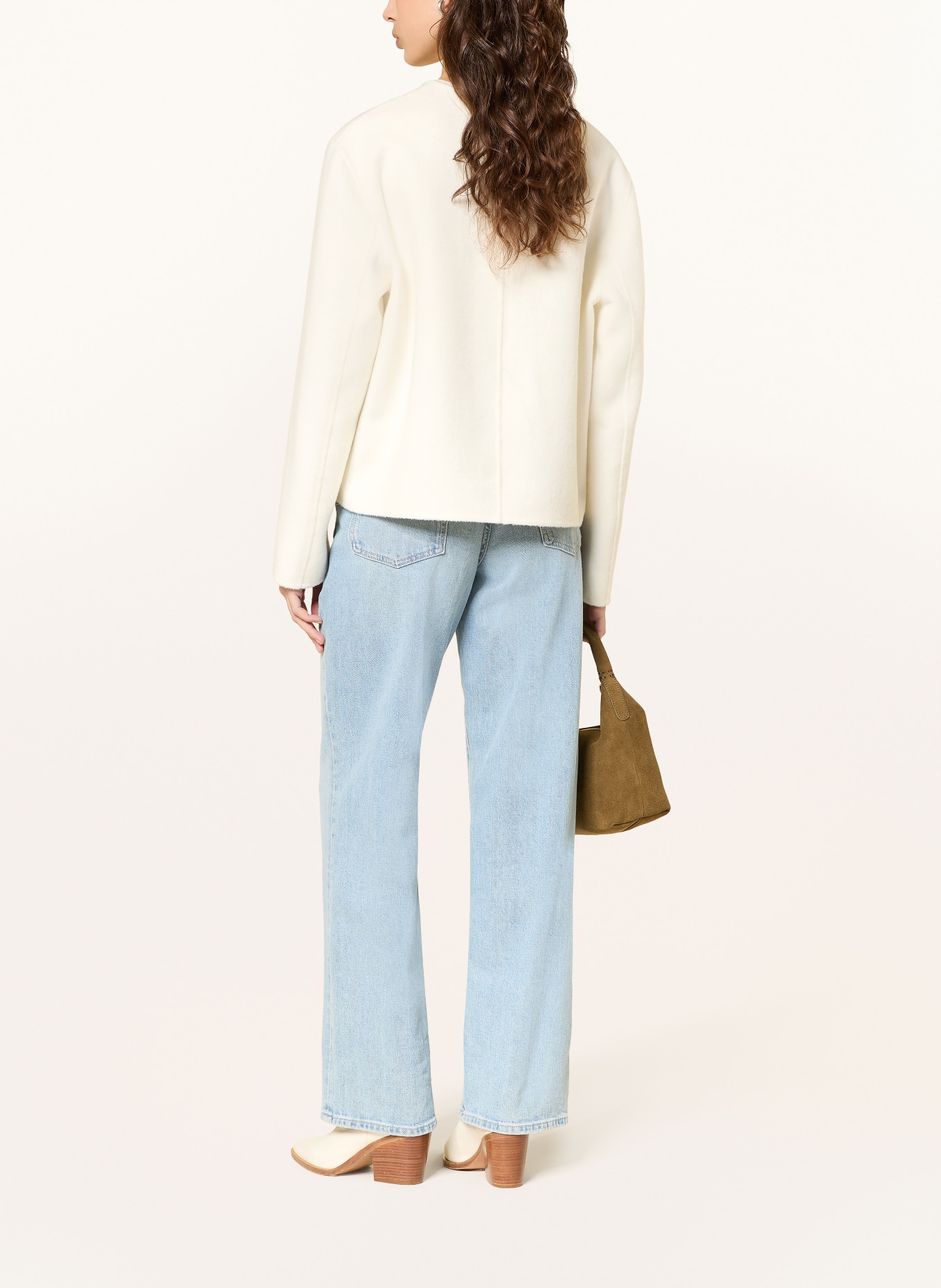 lilienfels veste: ÉCRU