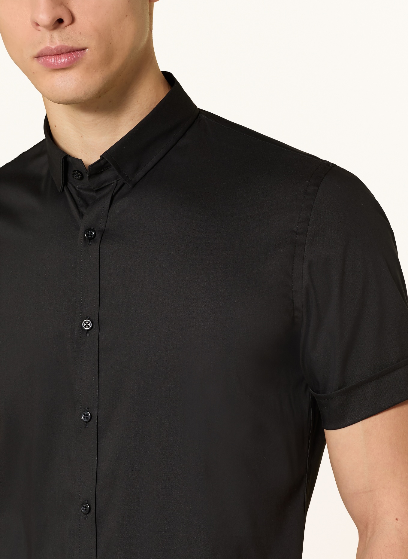 Q1 Manufaktur Hemd SANDRO Extra Slim Fit: SCHWARZ