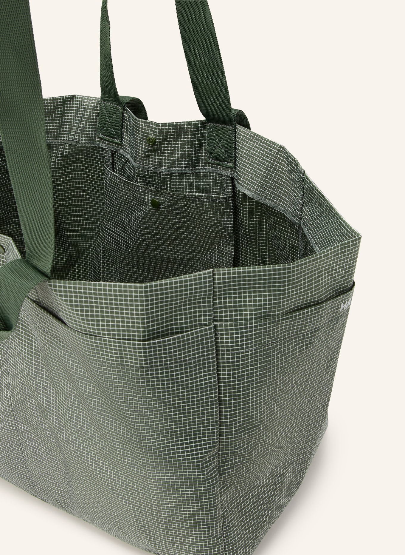 HAY Weekender: GRÜN / WEISS