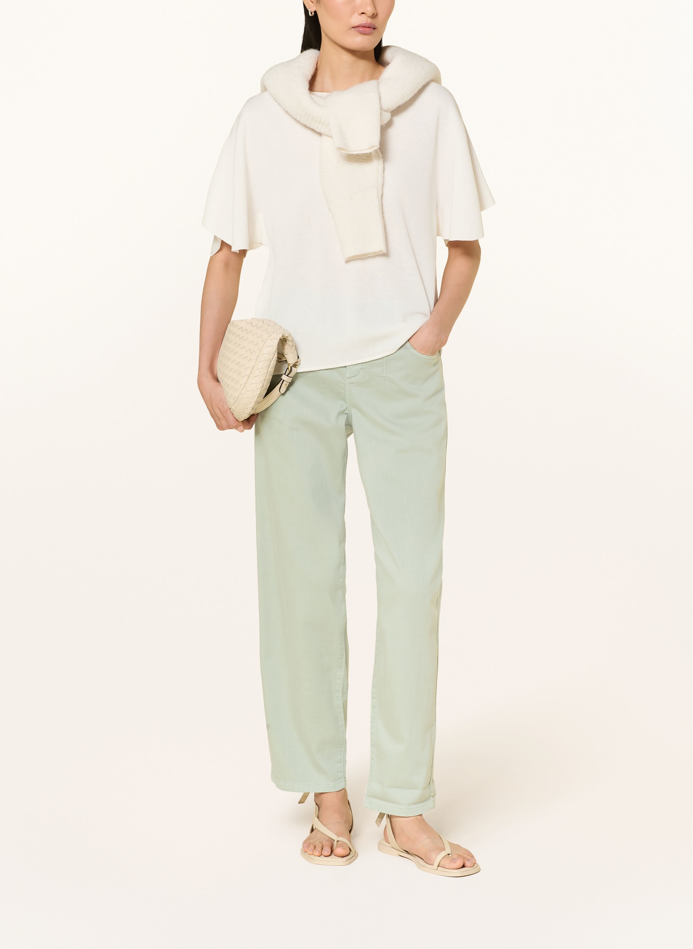 CARTOON Straight Jeans: 5690 Gossamer Green