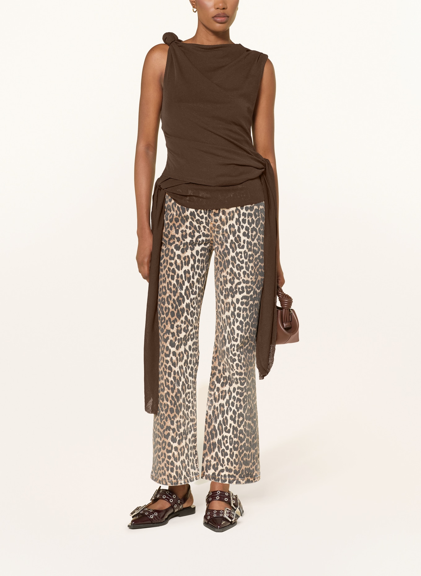 GANNI Top: DARK BROWN