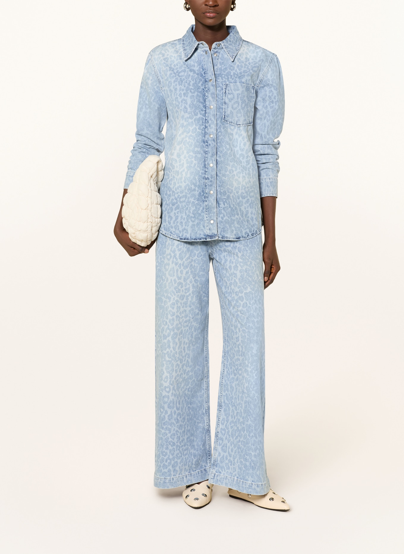 Lala Berlin Jeansbluse BEKKI: HELLBLAU / BLAU