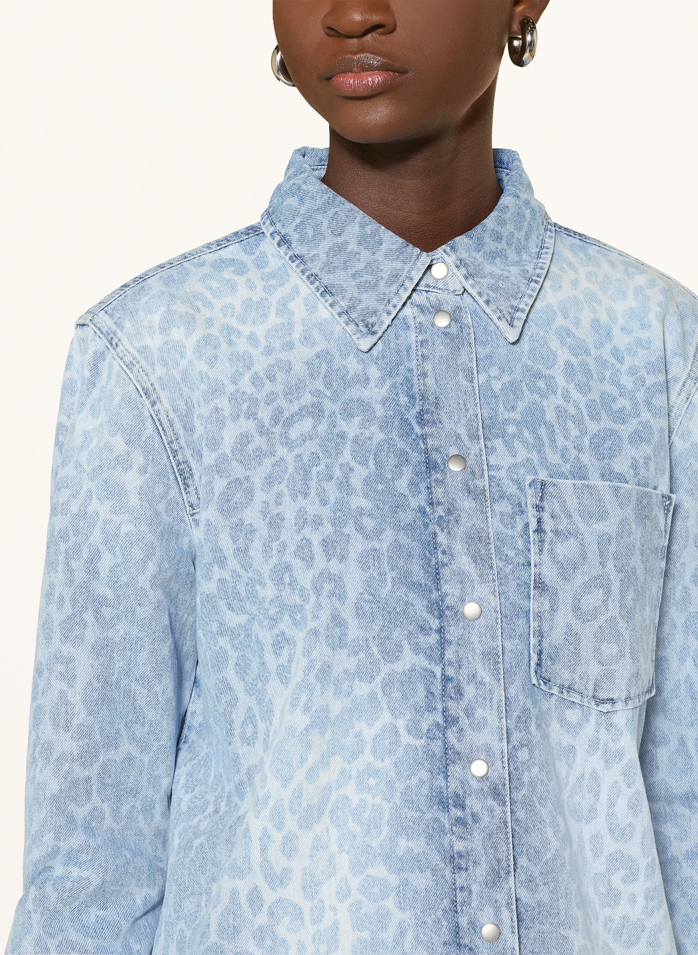 Lala Berlin Jeansbluse BEKKI: HELLBLAU / BLAU