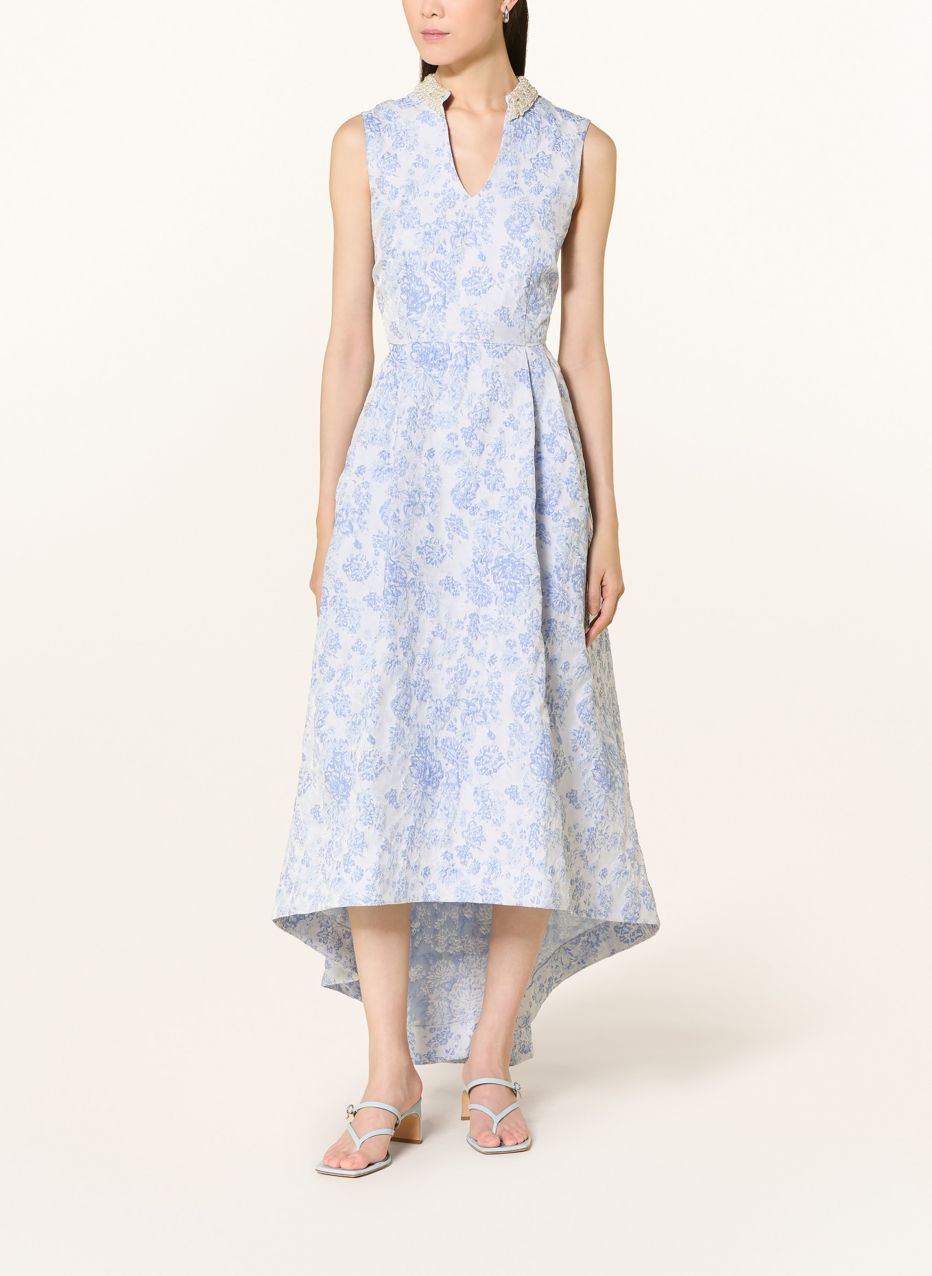 APART Abendkleid mit Schmuckperlen: HELLBLAU / BLAU