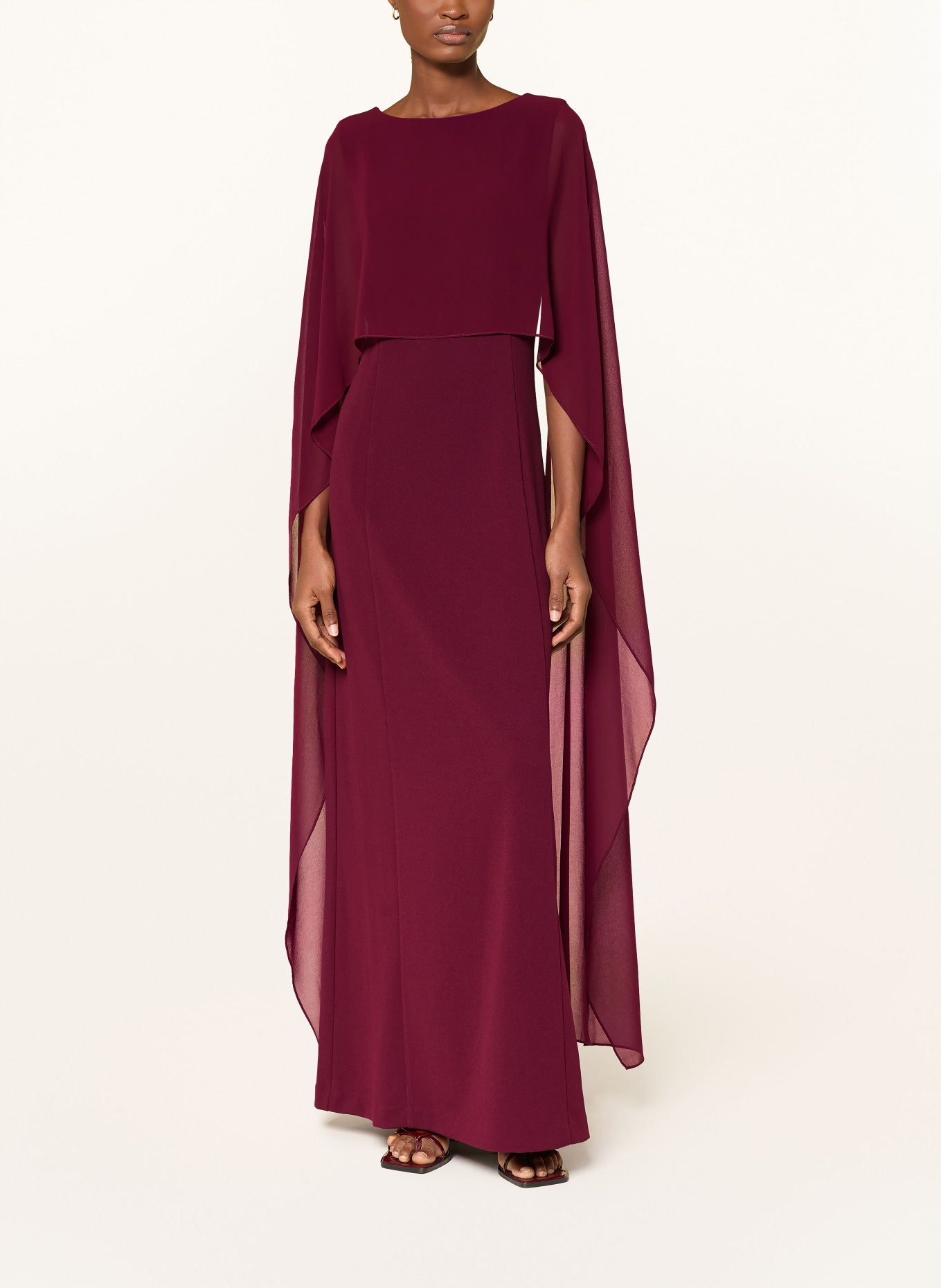 APART Abendkleid im Materialmix: DUNKELROT