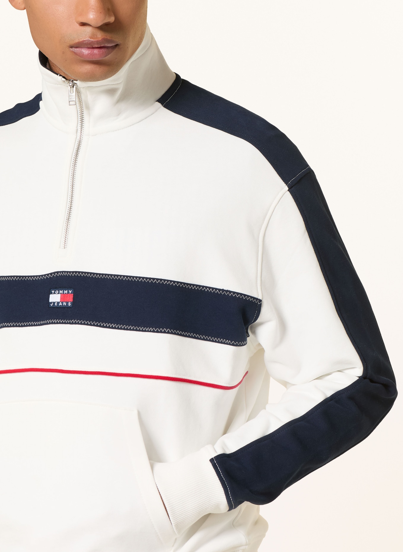 TOMMY JEANS Sweat-Troyer: ECRU / ROT / DUNKELBLAU