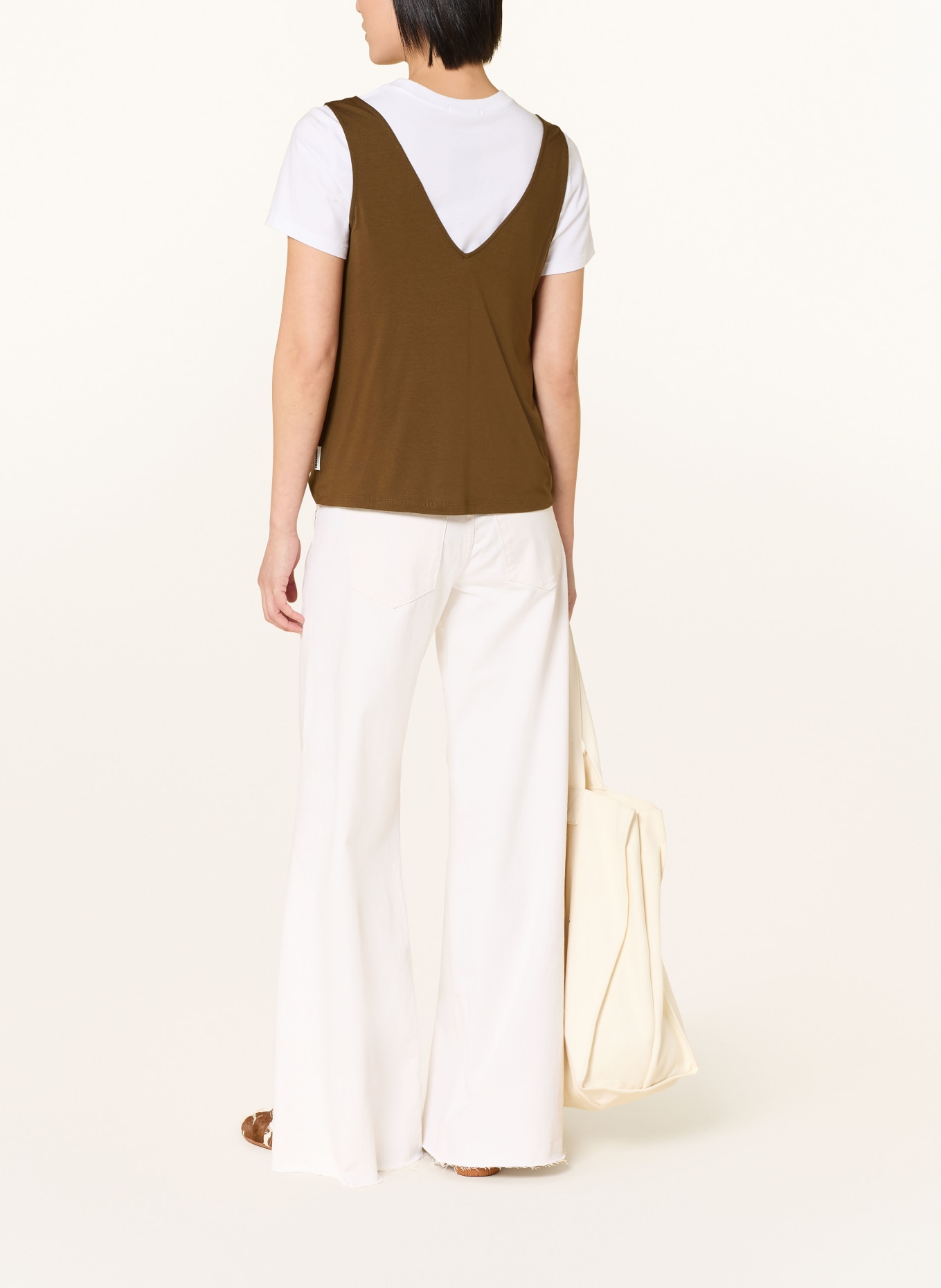ARMEDANGELS Top V-NECK: BRAUN
