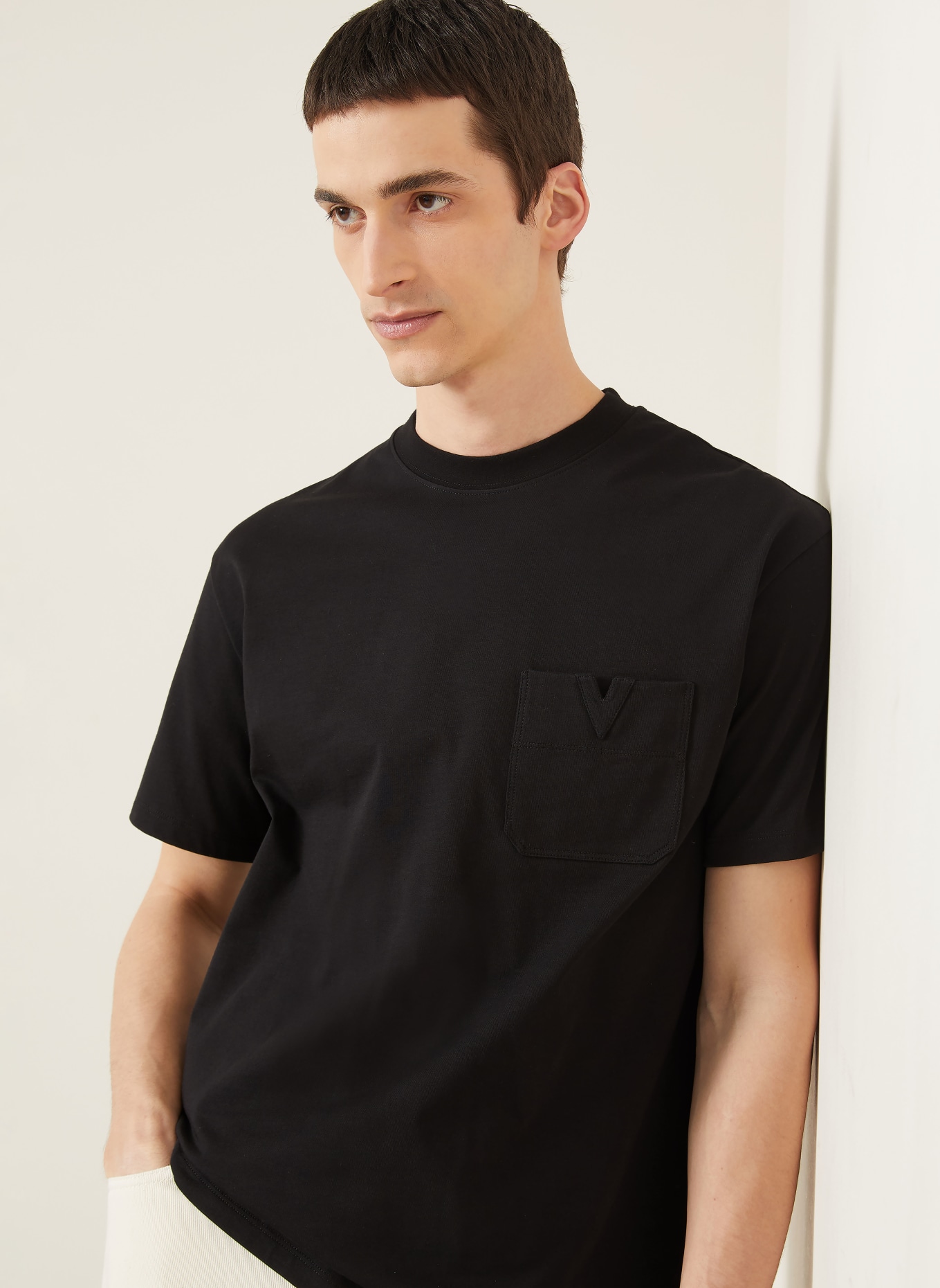 VALENTINO T-shirt: BLACK
