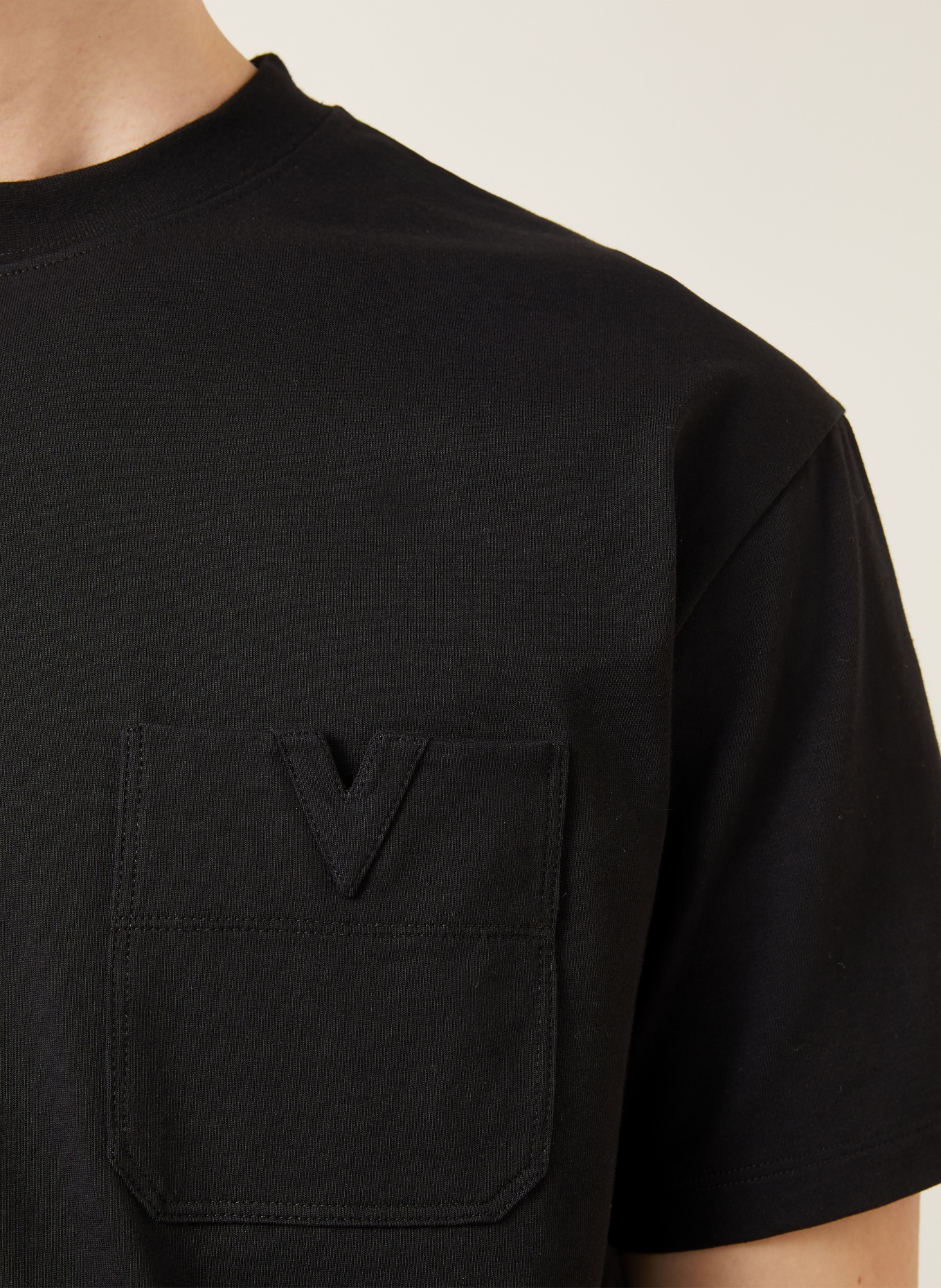 VALENTINO T-shirt: BLACK