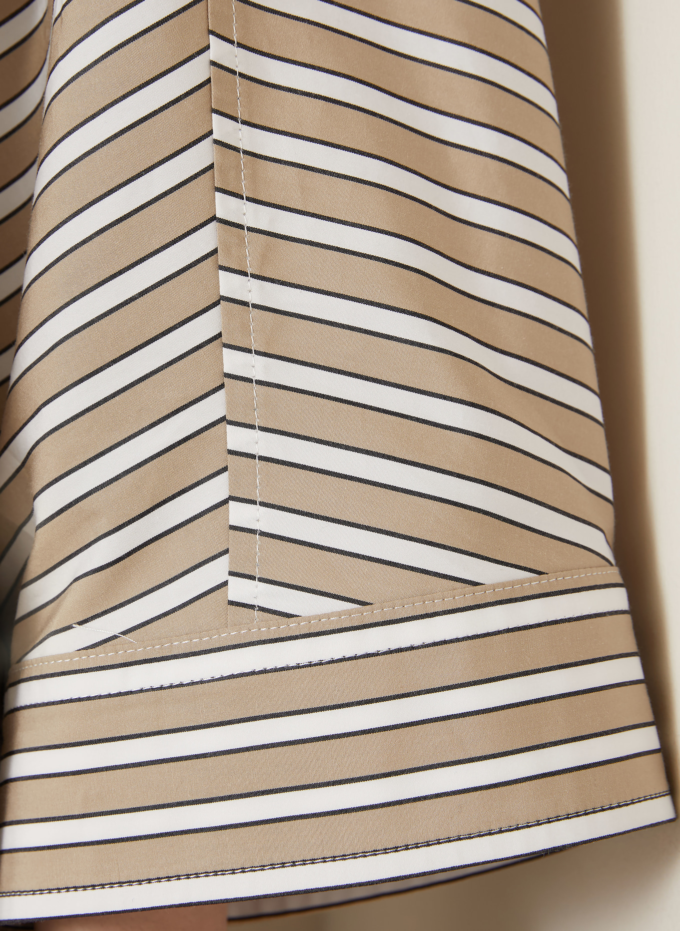 BRUNELLO CUCINELLI Oversized-Hemdbluse mit 3/4-Arm: BEIGE / WEISS / SCHWARZ