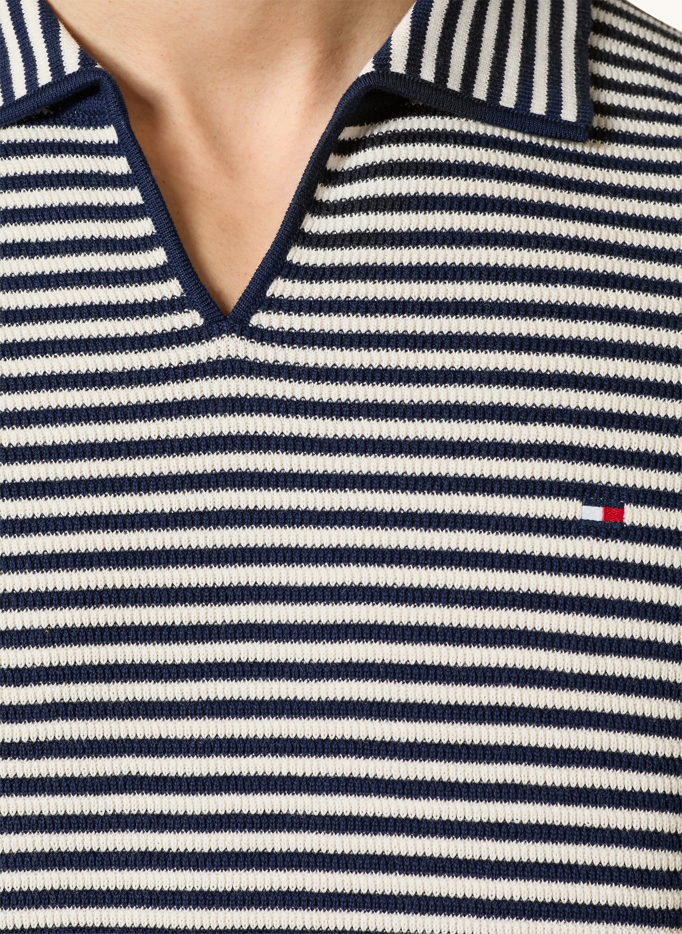 TOMMY HILFIGER knitted polo shirt: DARK BLUE / WHITE