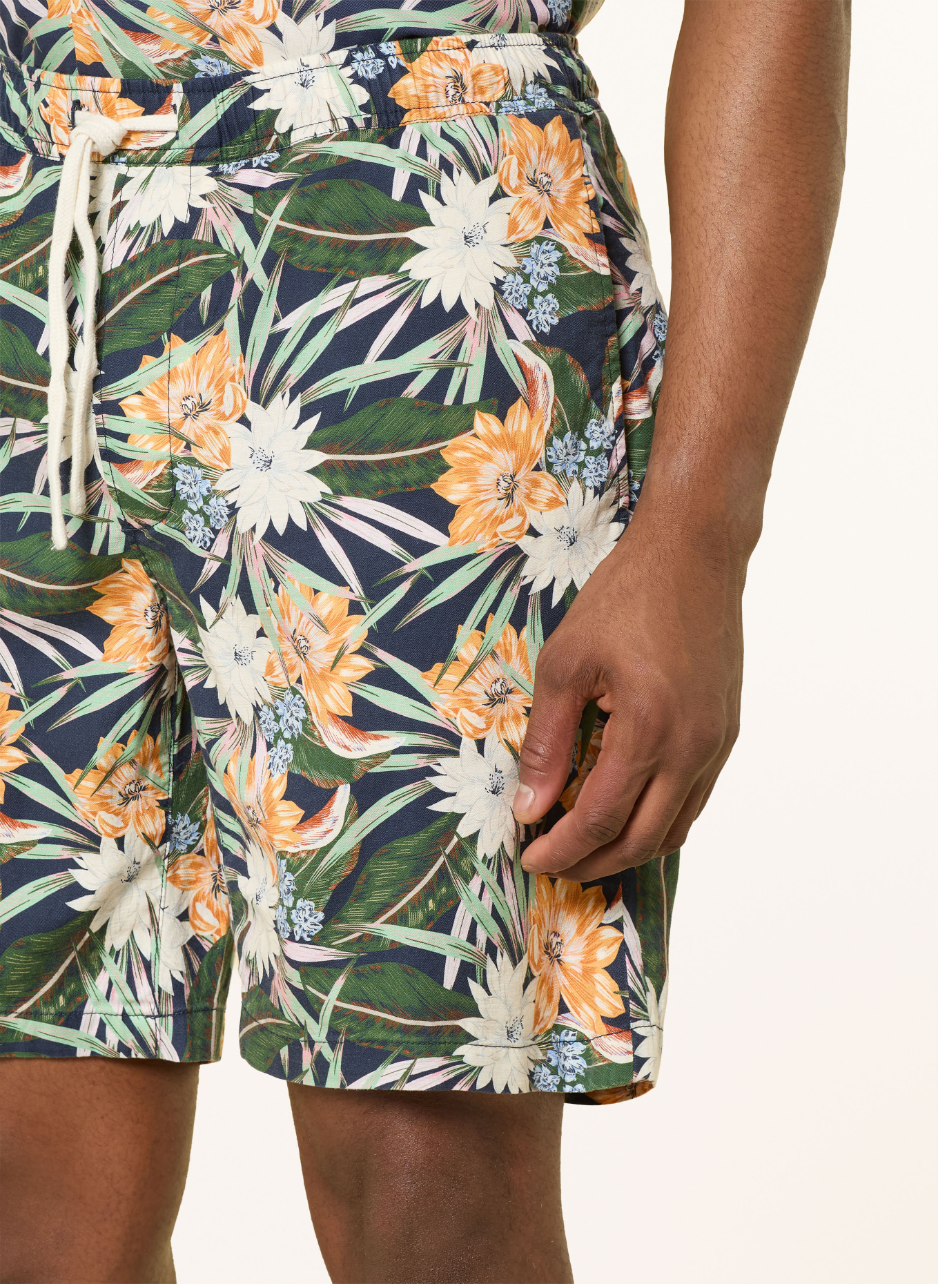 TOMMY HILFIGER Shorts: GRÜN / DUNKELORANGE / BLAU