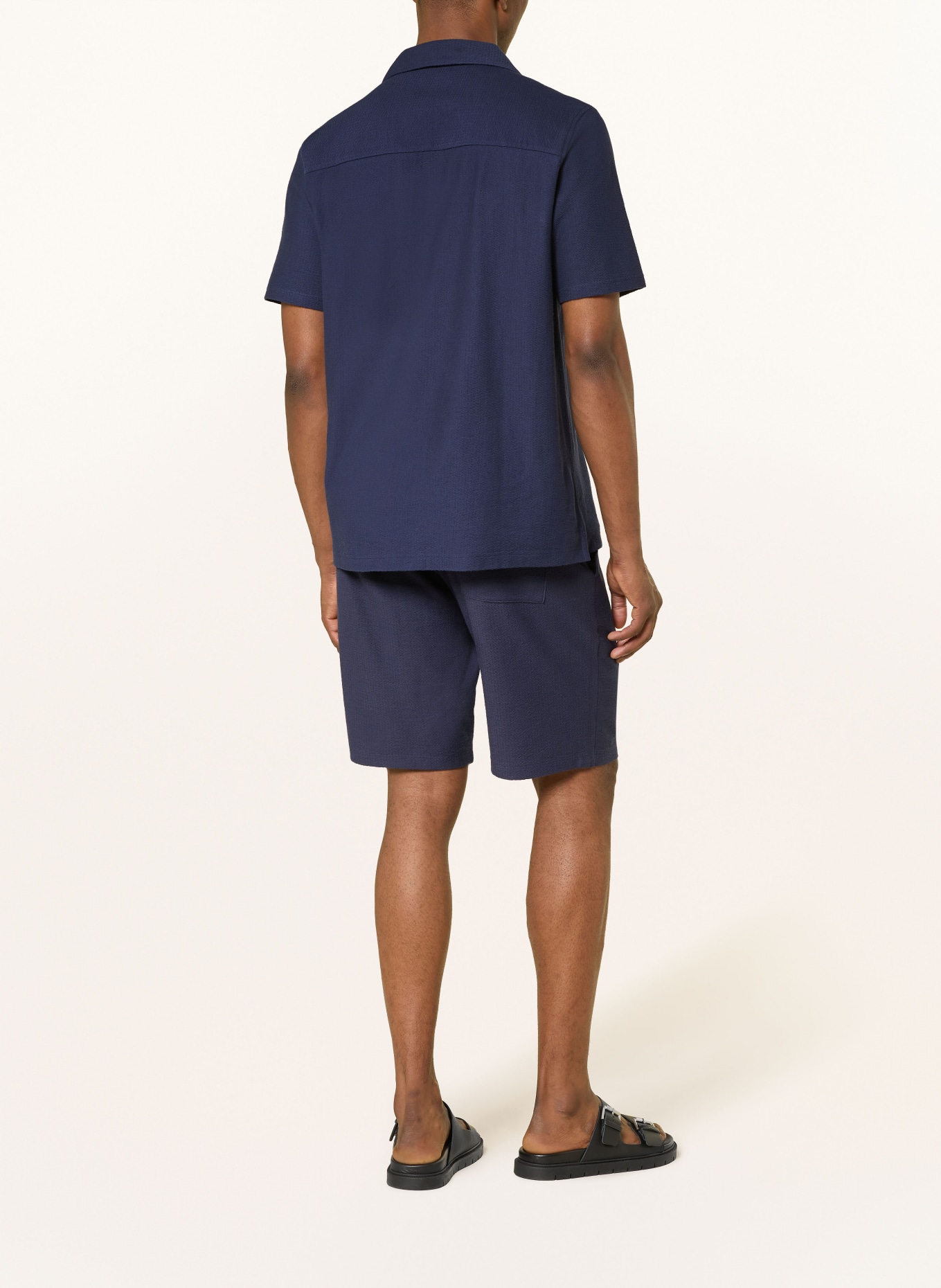 FYNCH-HATTON shorts: DARK BLUE